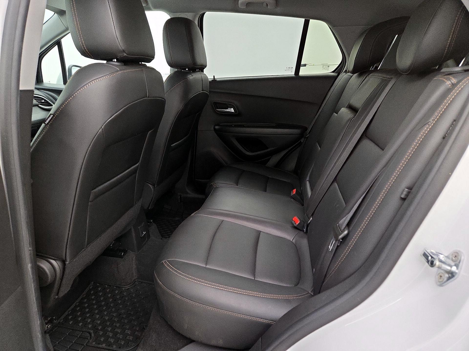 Thumbnail: 2022 Chevrolet Trax - 19