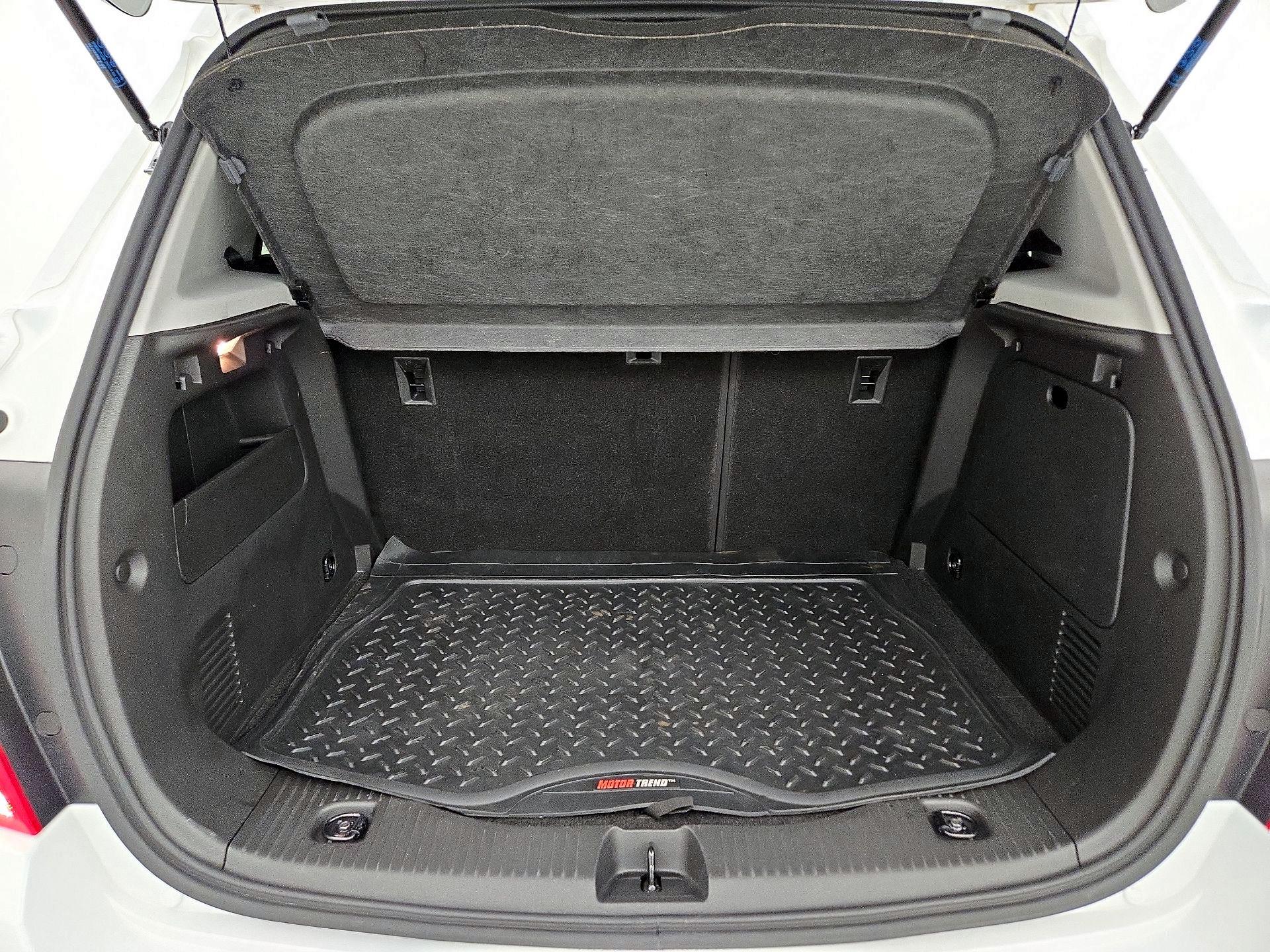 Thumbnail: 2022 Chevrolet Trax - 20