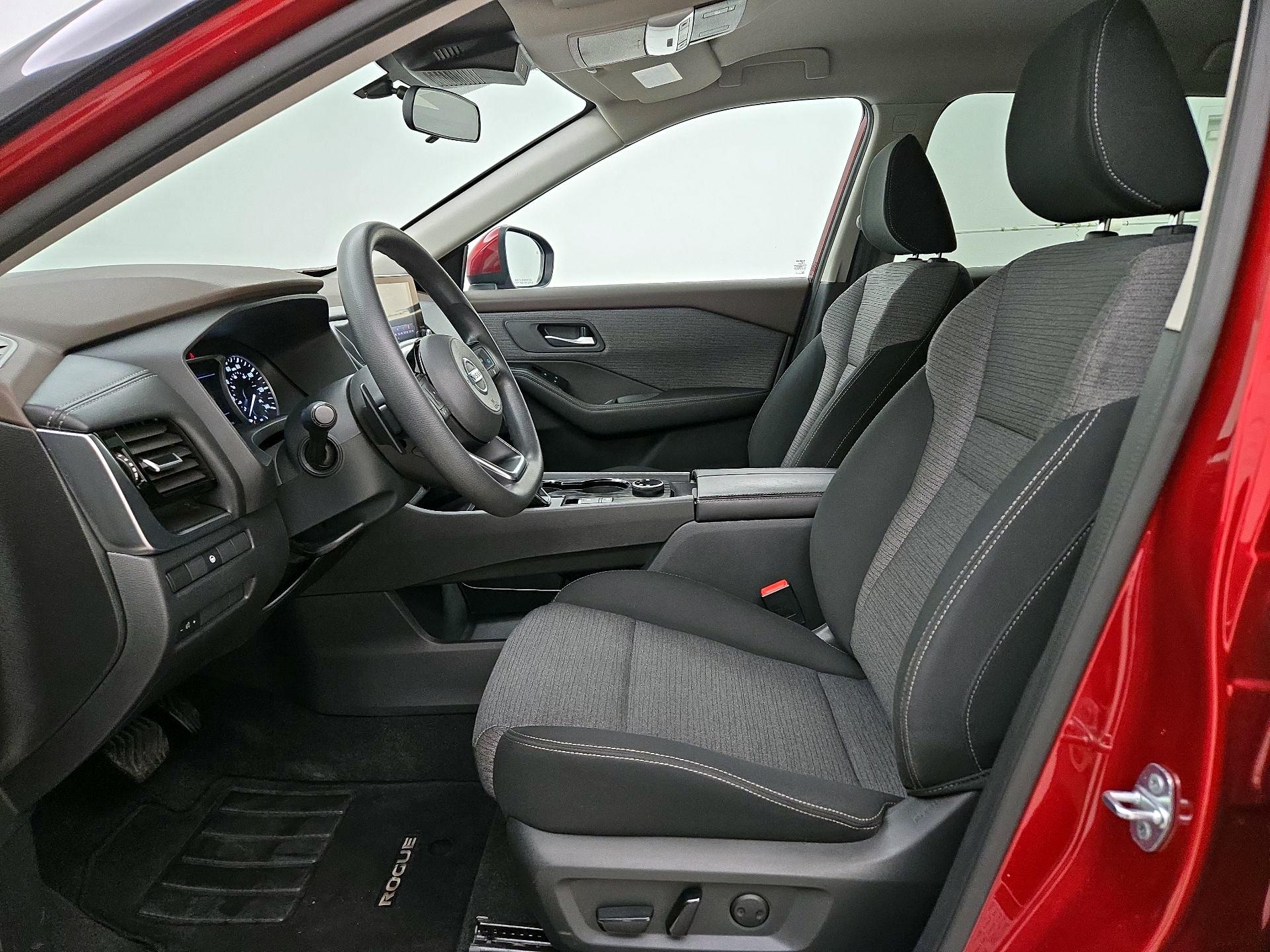Thumbnail: 2021 Nissan Rogue - 11