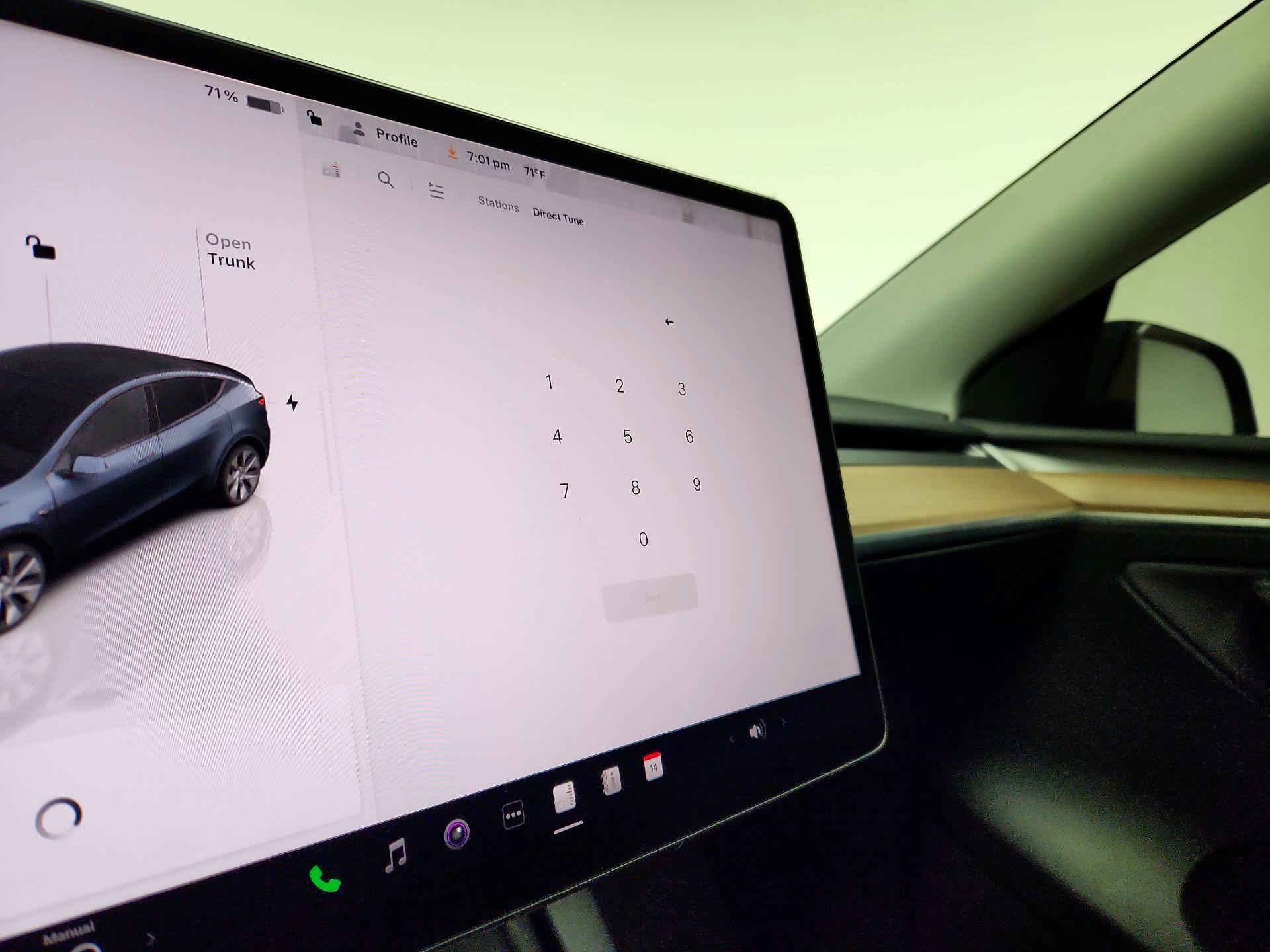 Thumbnail: 2024 Tesla Model Y - 15