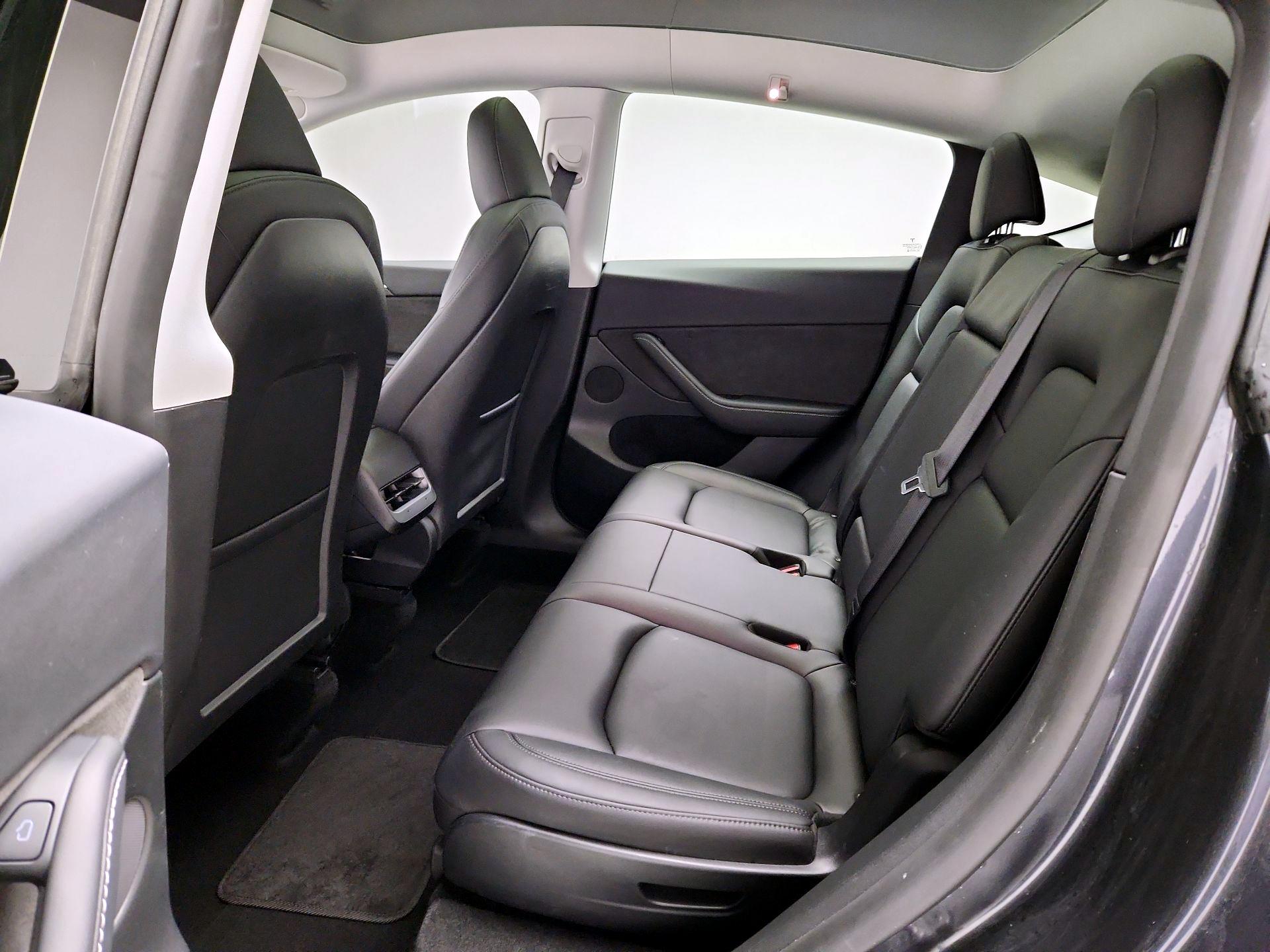 Thumbnail: 2024 Tesla Model Y - 19