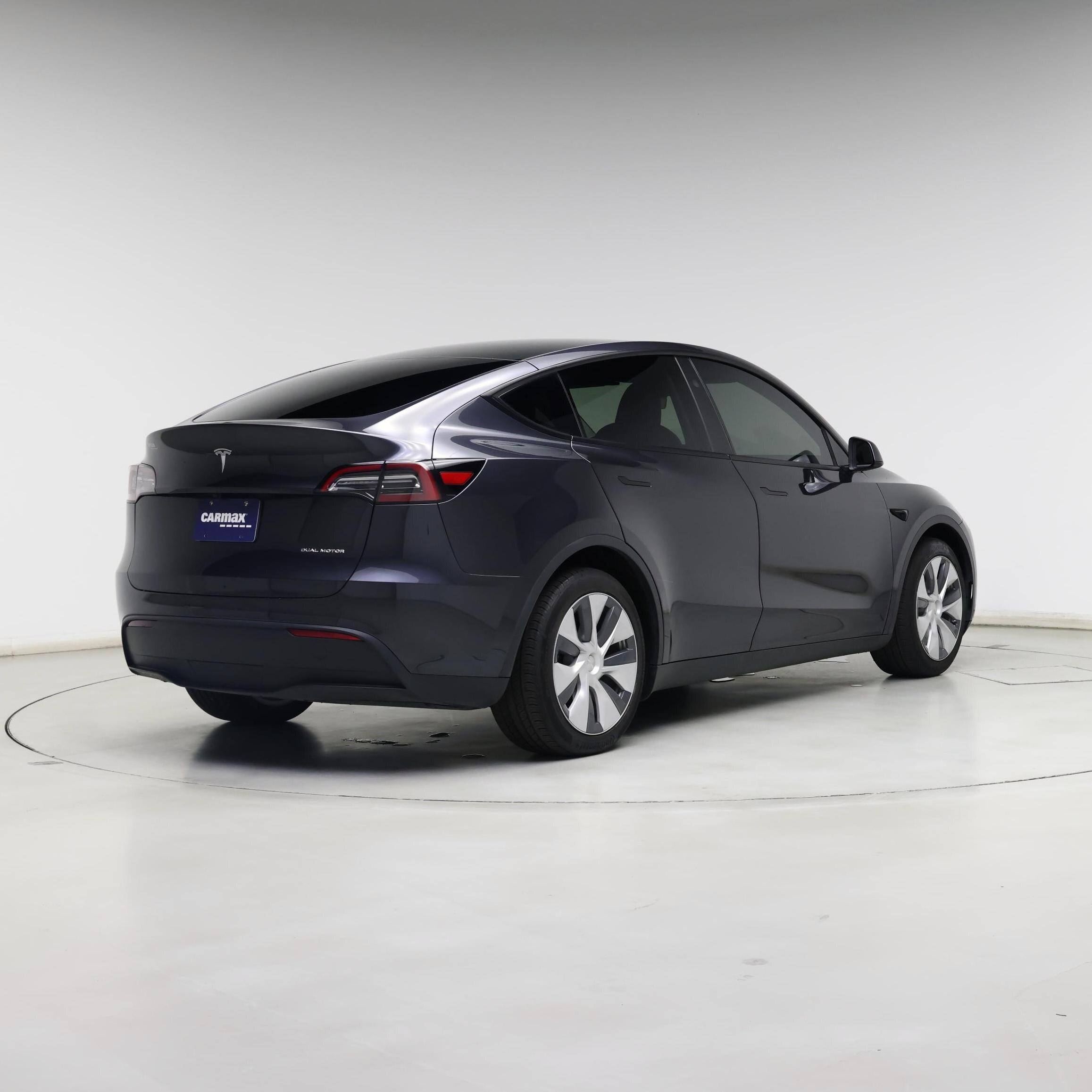 Thumbnail: 2024 Tesla Model Y - 8