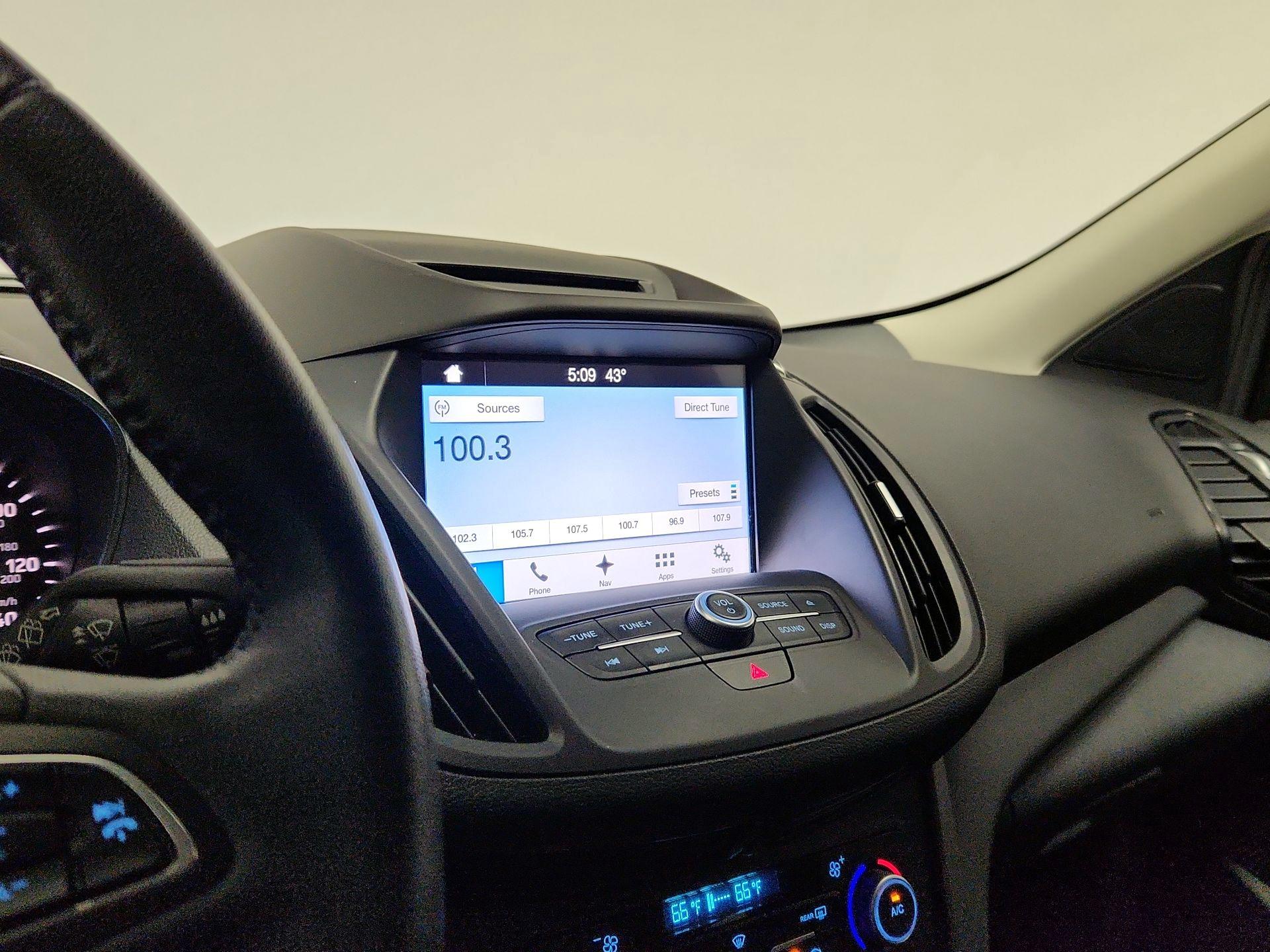 Thumbnail: 2018 Ford Escape - 16