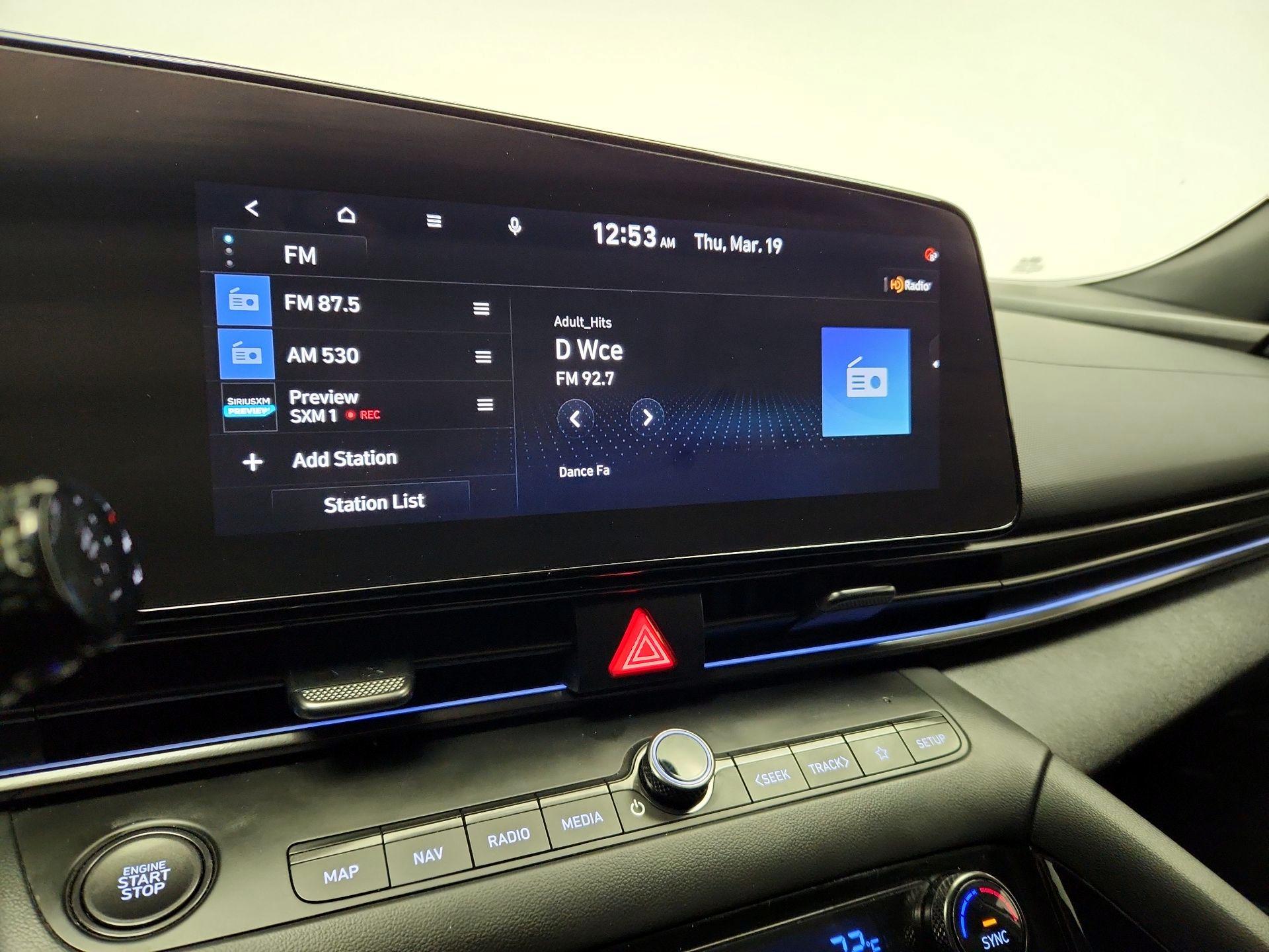 Thumbnail: 2022 Hyundai Elantra - 16