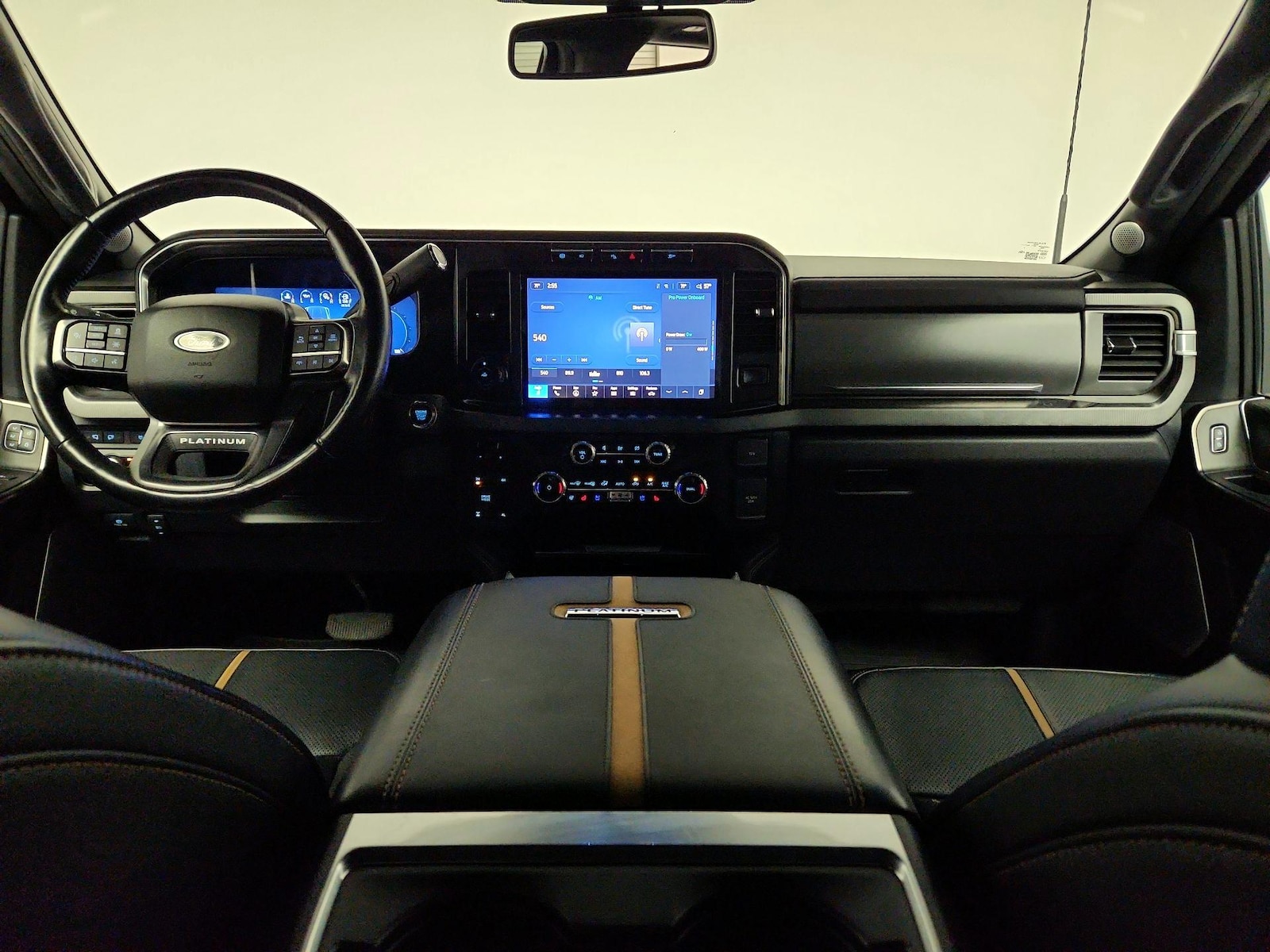 2024 Ford F-250 Super Duty Platinum - Photo 10