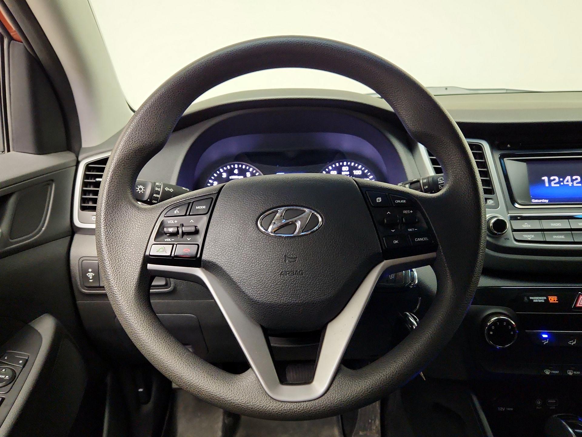 Thumbnail: 2018 Hyundai Tucson - 10