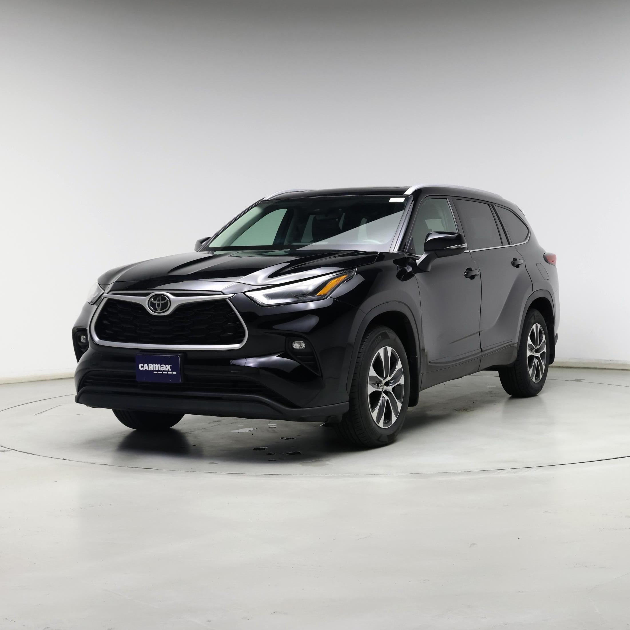 Thumbnail: 2022 Toyota Highlander - 4