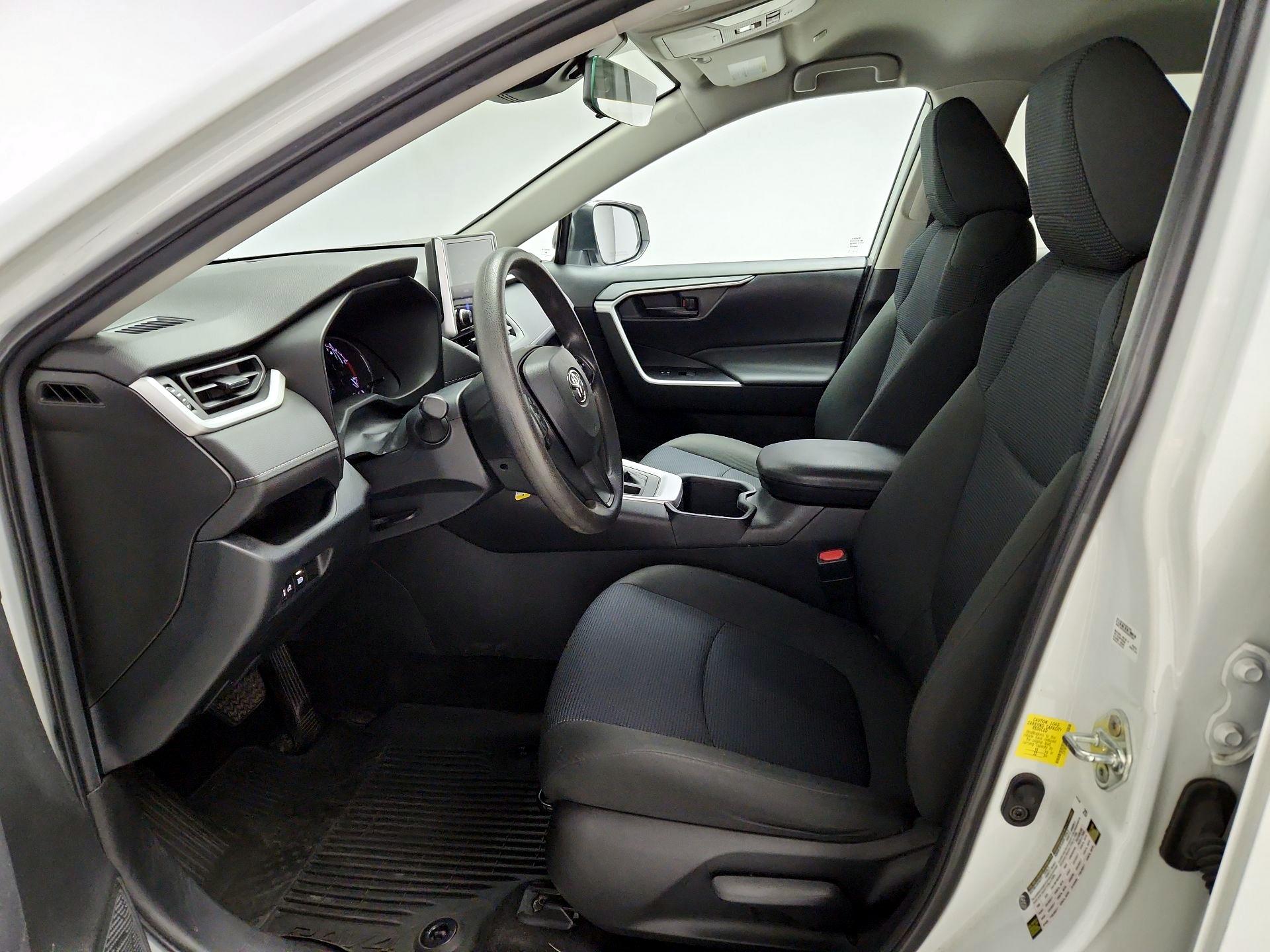 Thumbnail: 2023 Toyota RAV4 - 11