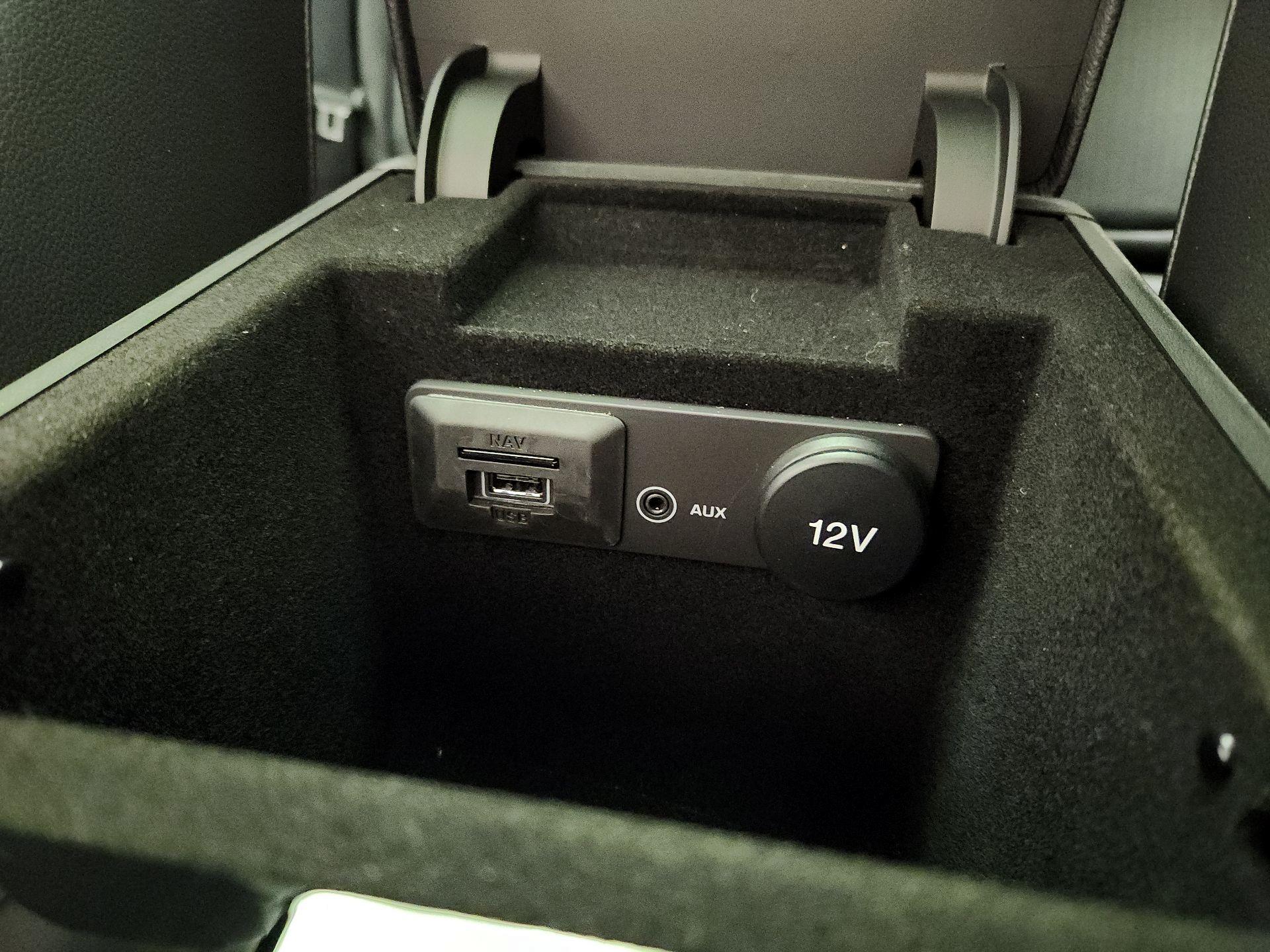 Thumbnail: 2016 Jaguar XF - 19