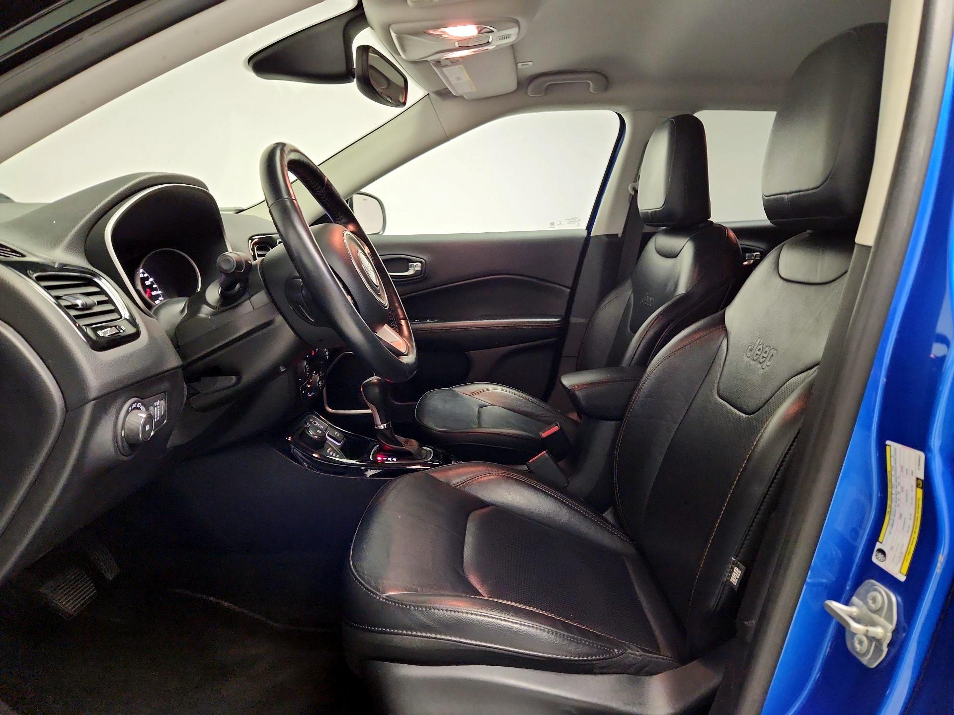 Thumbnail: 2019 Jeep Compass - 11