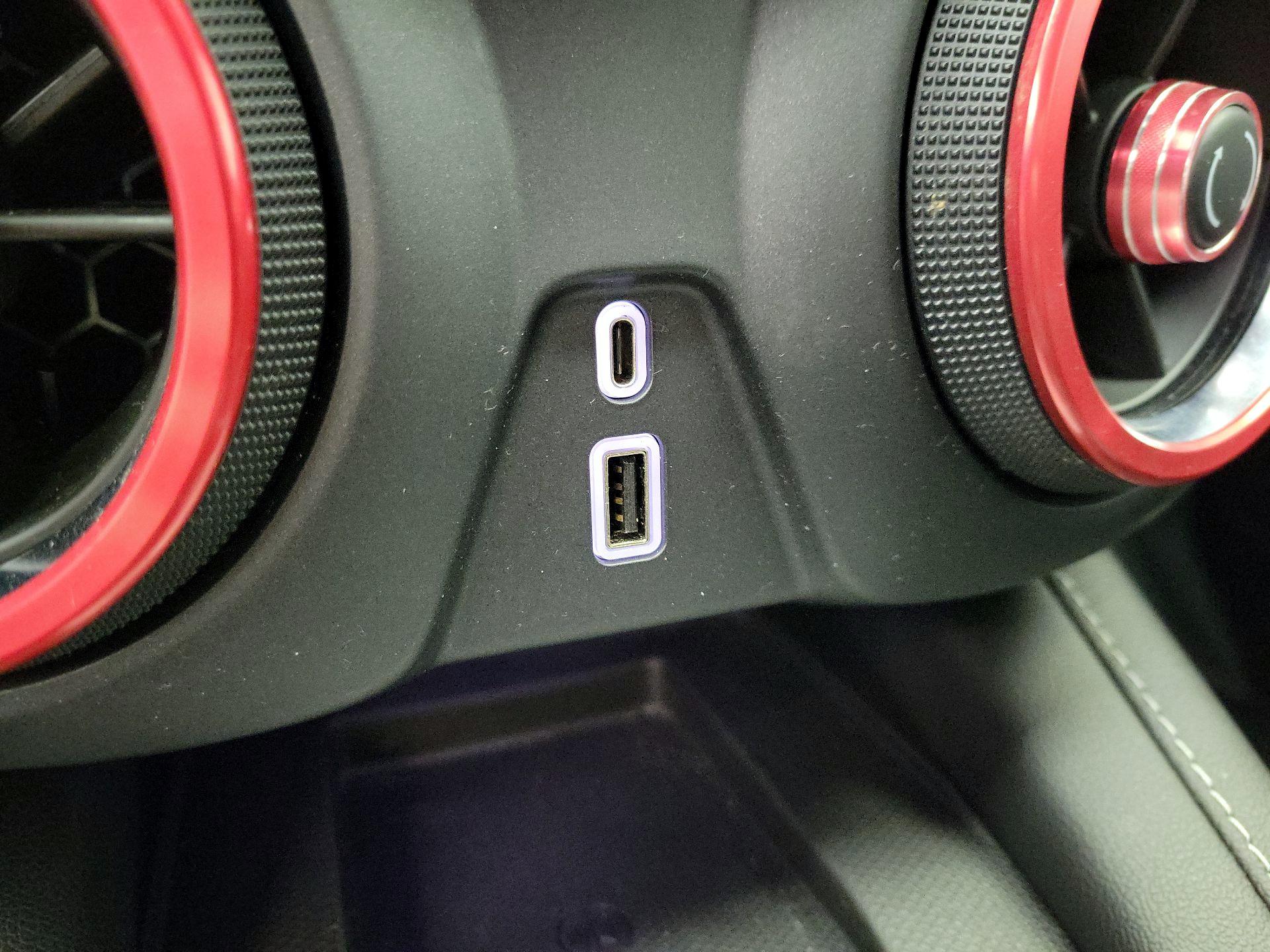 Thumbnail: 2023 Chevrolet Blazer - 18