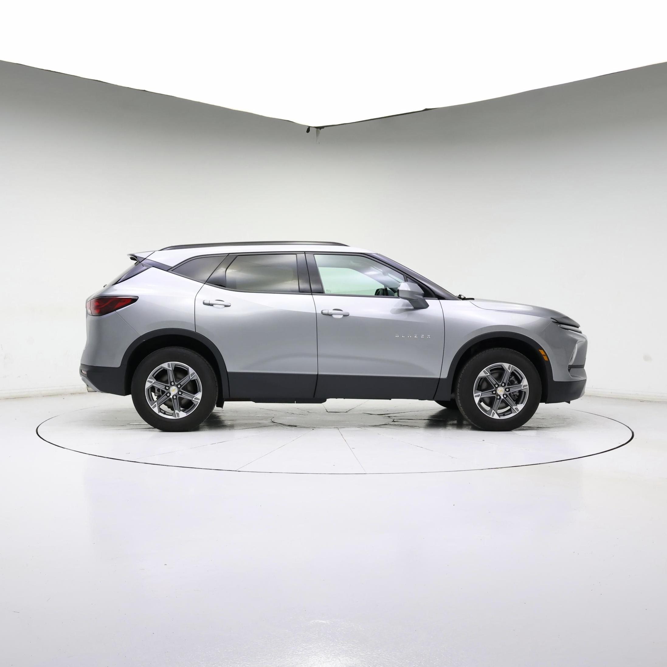 Thumbnail: 2023 Chevrolet Blazer - 7