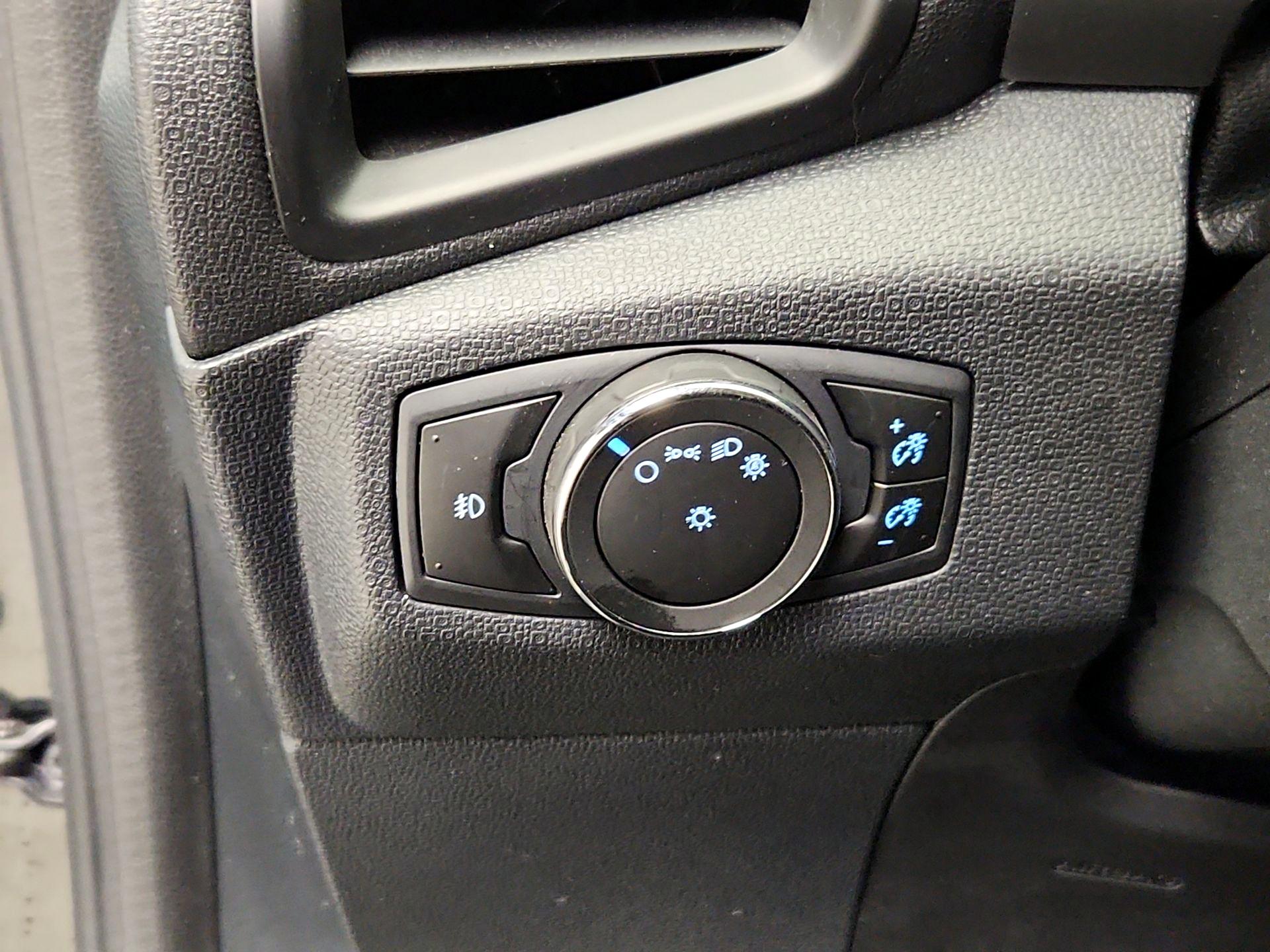 Thumbnail: 2020 Ford EcoSport - 13