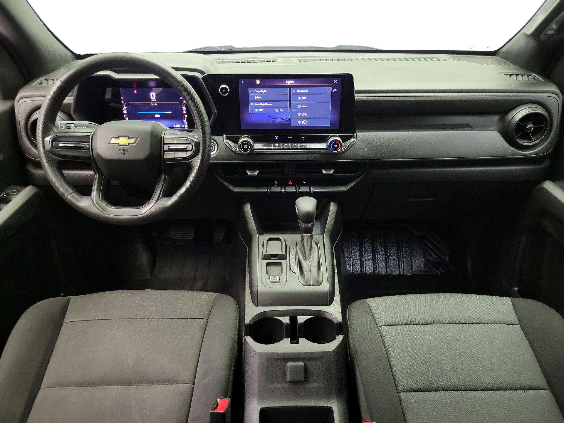 Thumbnail: 2023 Chevrolet Colorado - 9