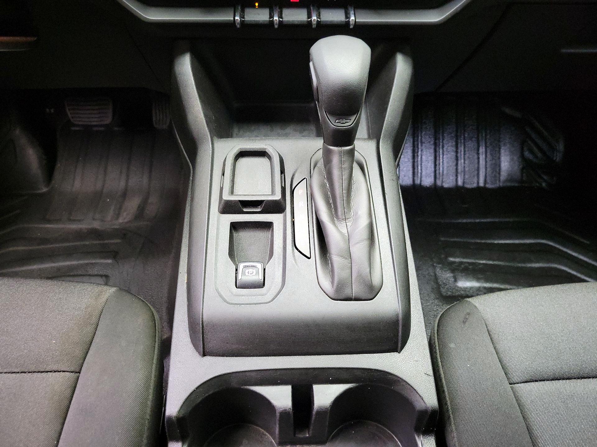 Thumbnail: 2023 Chevrolet Colorado - 16