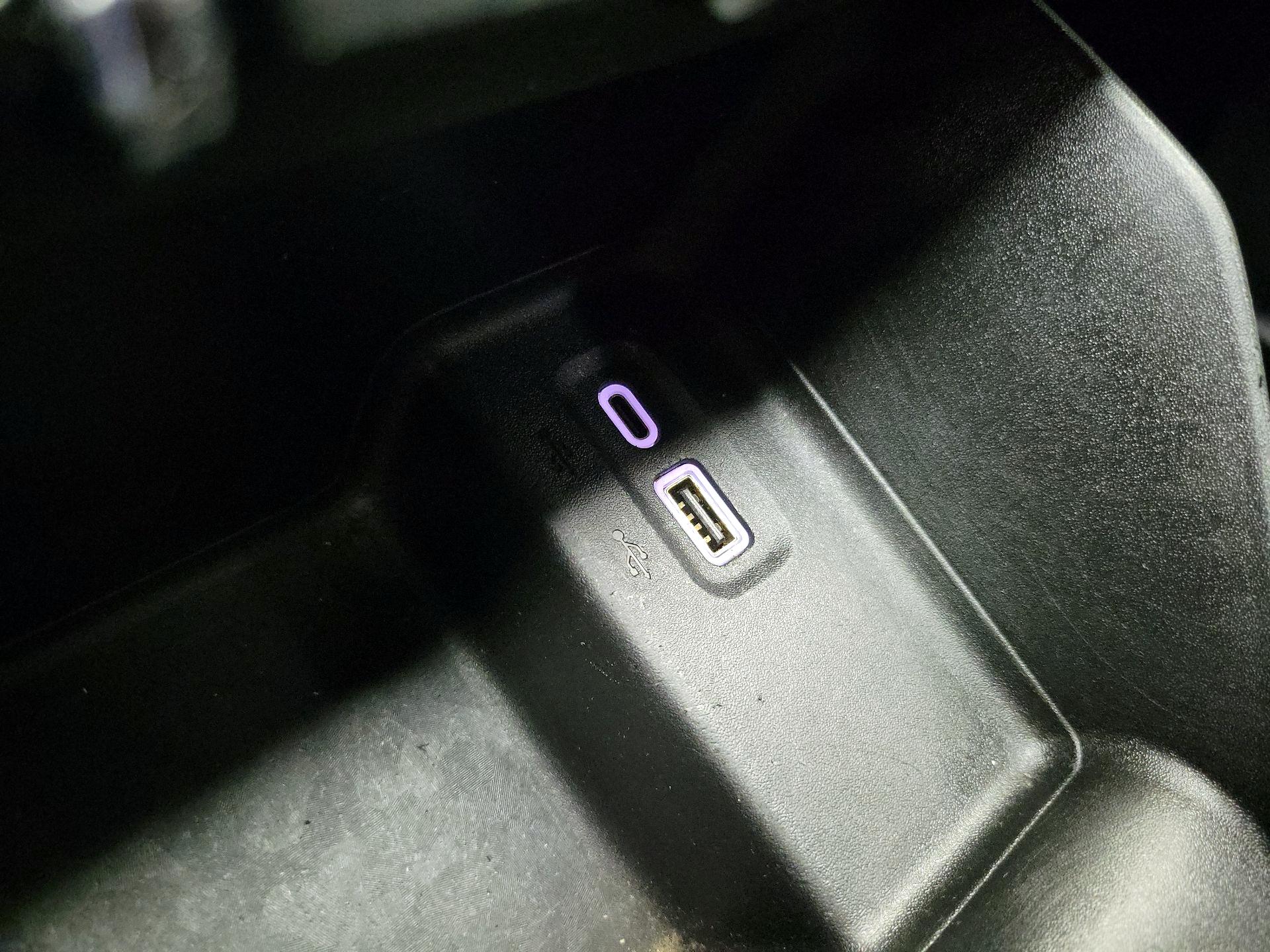 Thumbnail: 2023 Chevrolet Colorado - 17