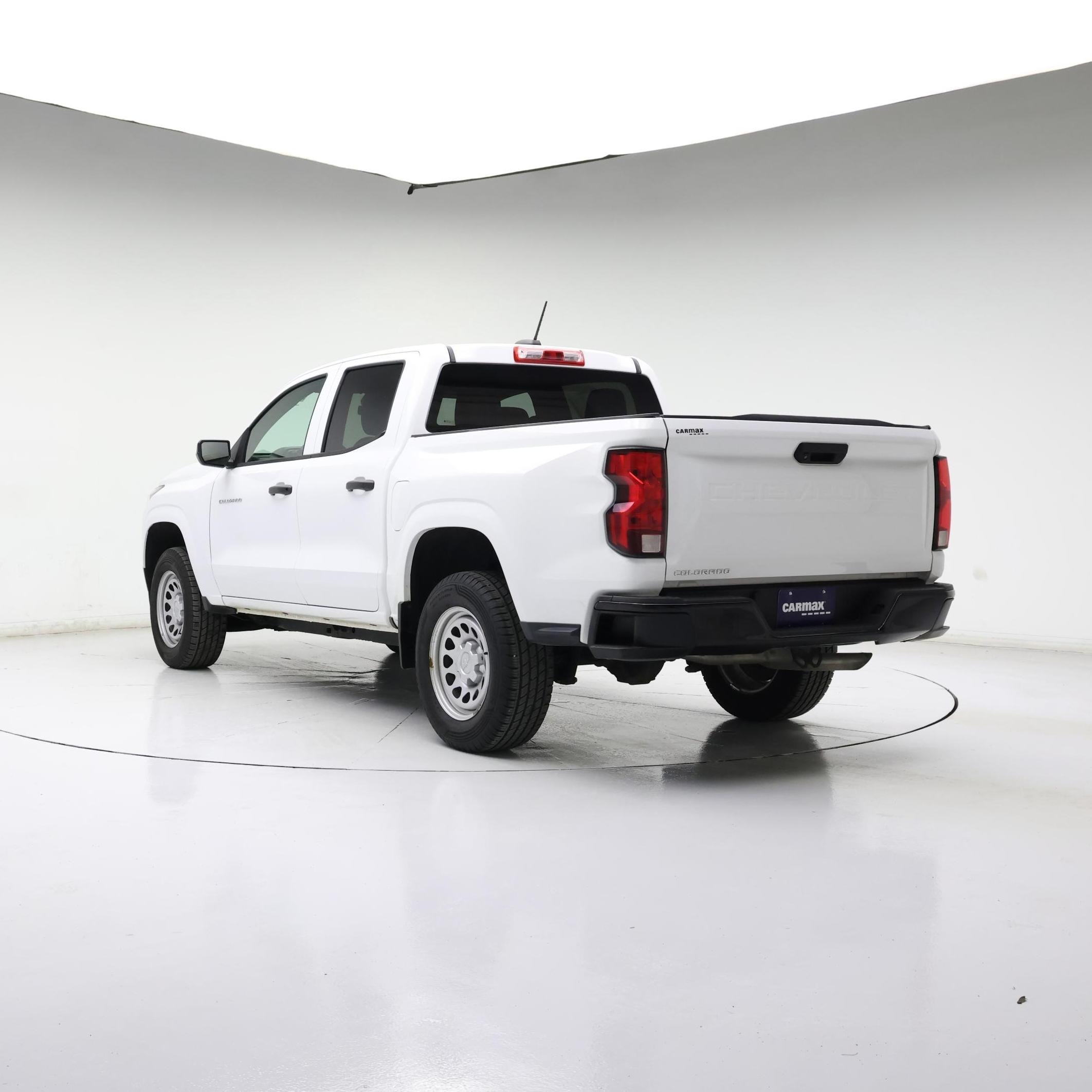 Thumbnail: 2023 Chevrolet Colorado - 2