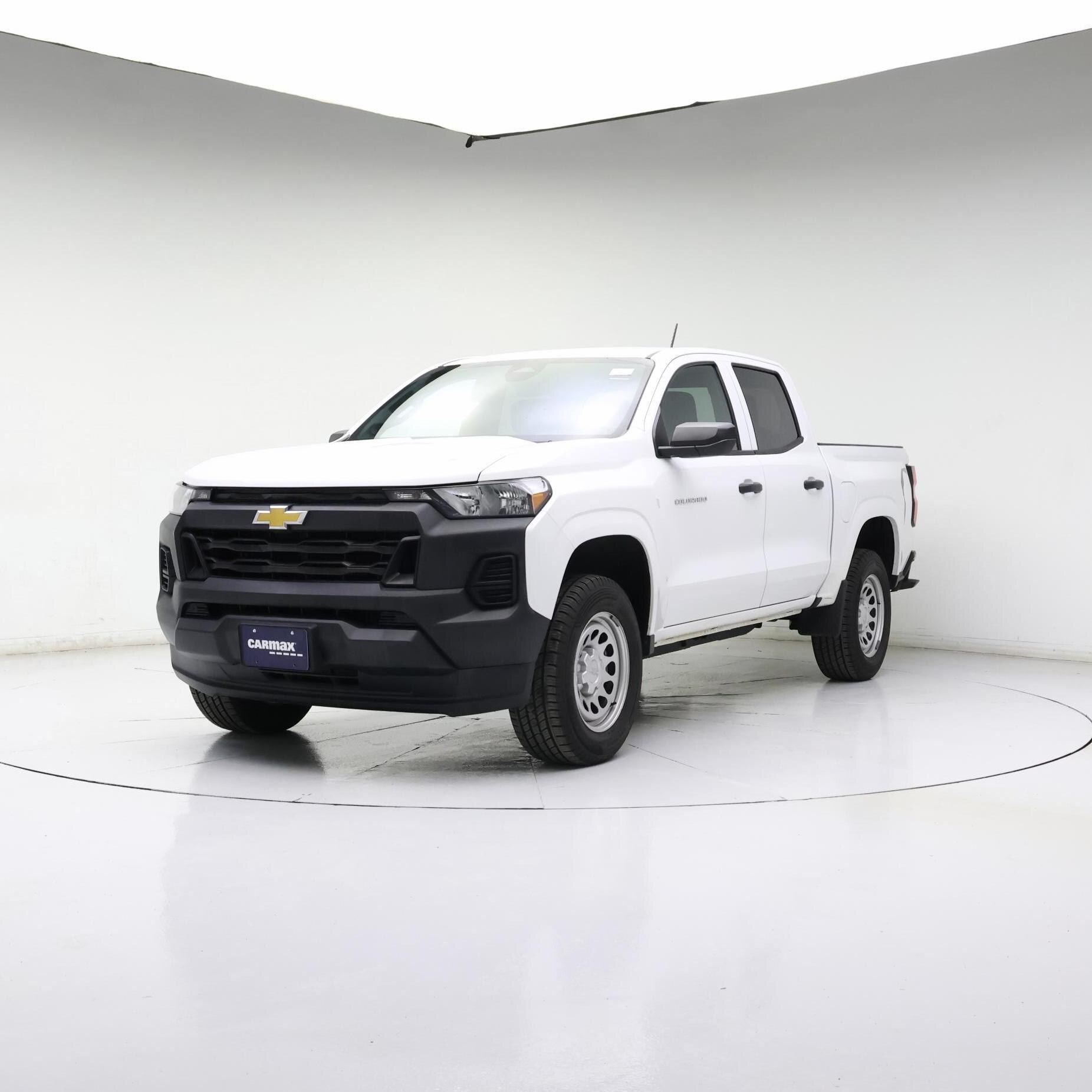 Thumbnail: 2023 Chevrolet Colorado - 4