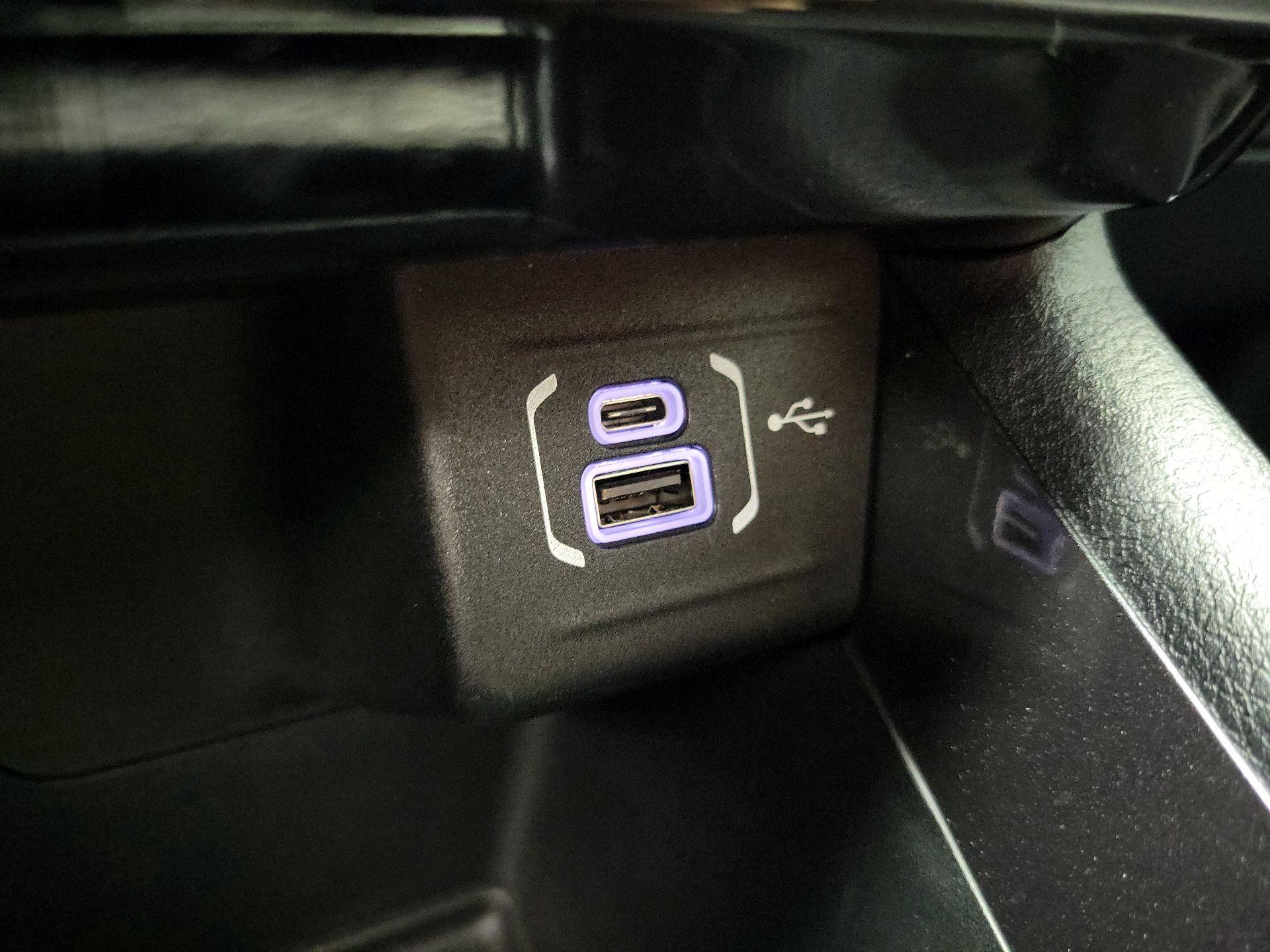 Thumbnail: 2022 Jeep Compass - 18