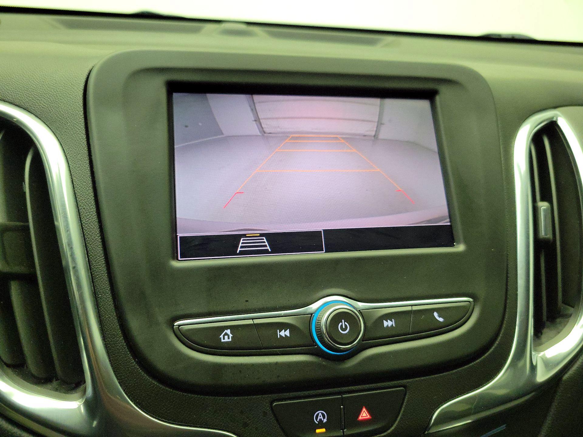 Thumbnail: 2022 Chevrolet Equinox - 14