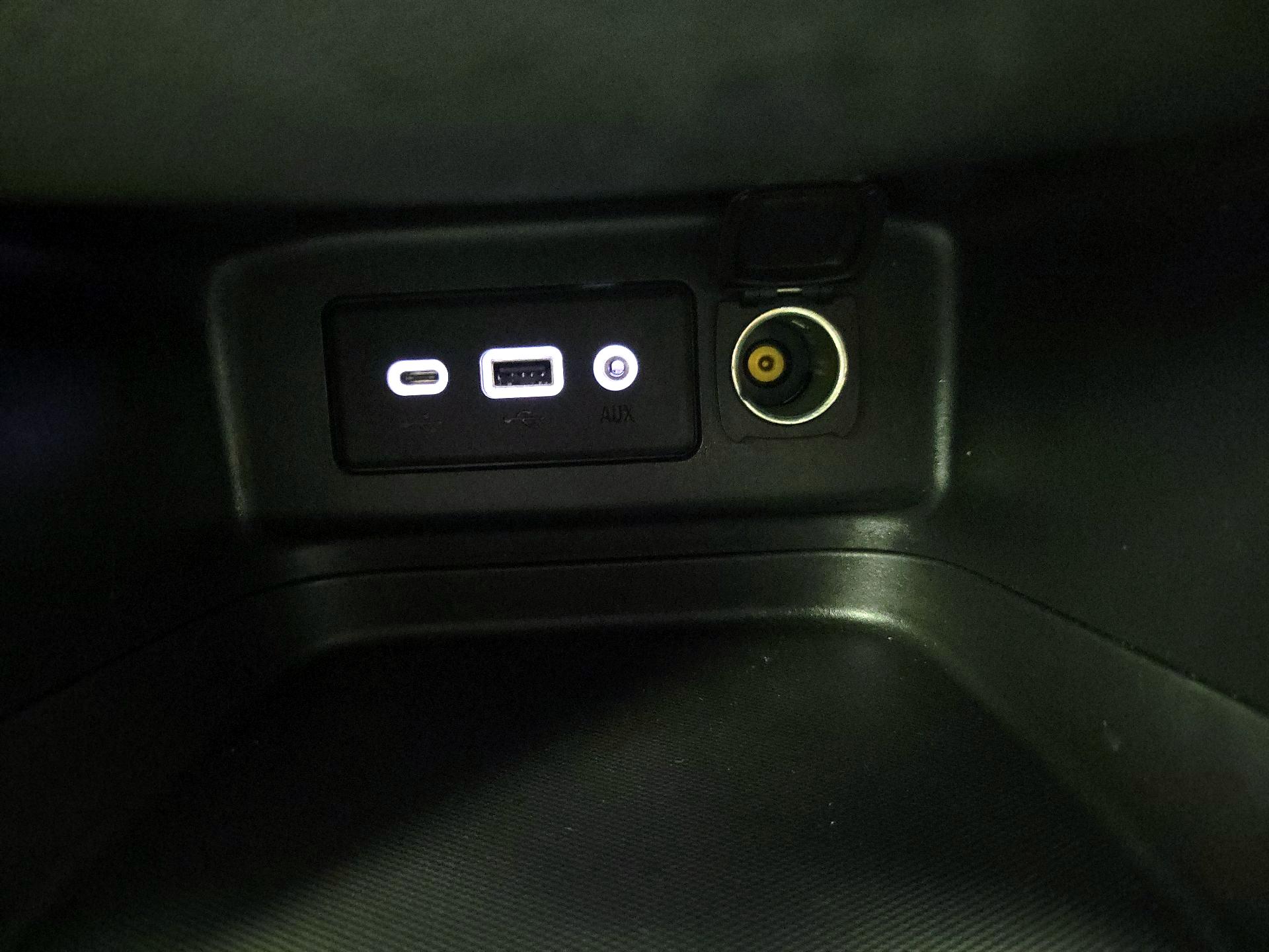 Thumbnail: 2022 Chevrolet Equinox - 18