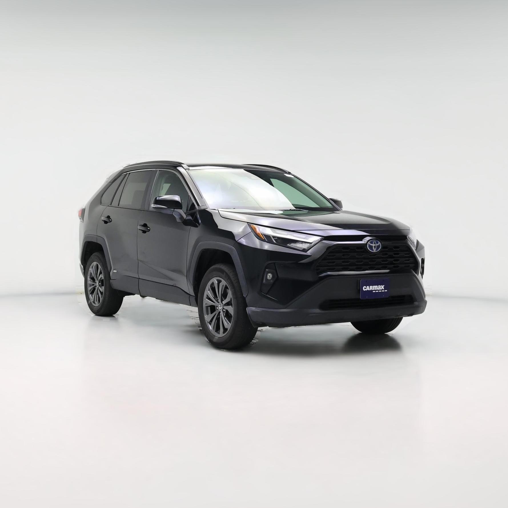 Thumbnail: 2022 Toyota RAV4 - 1
