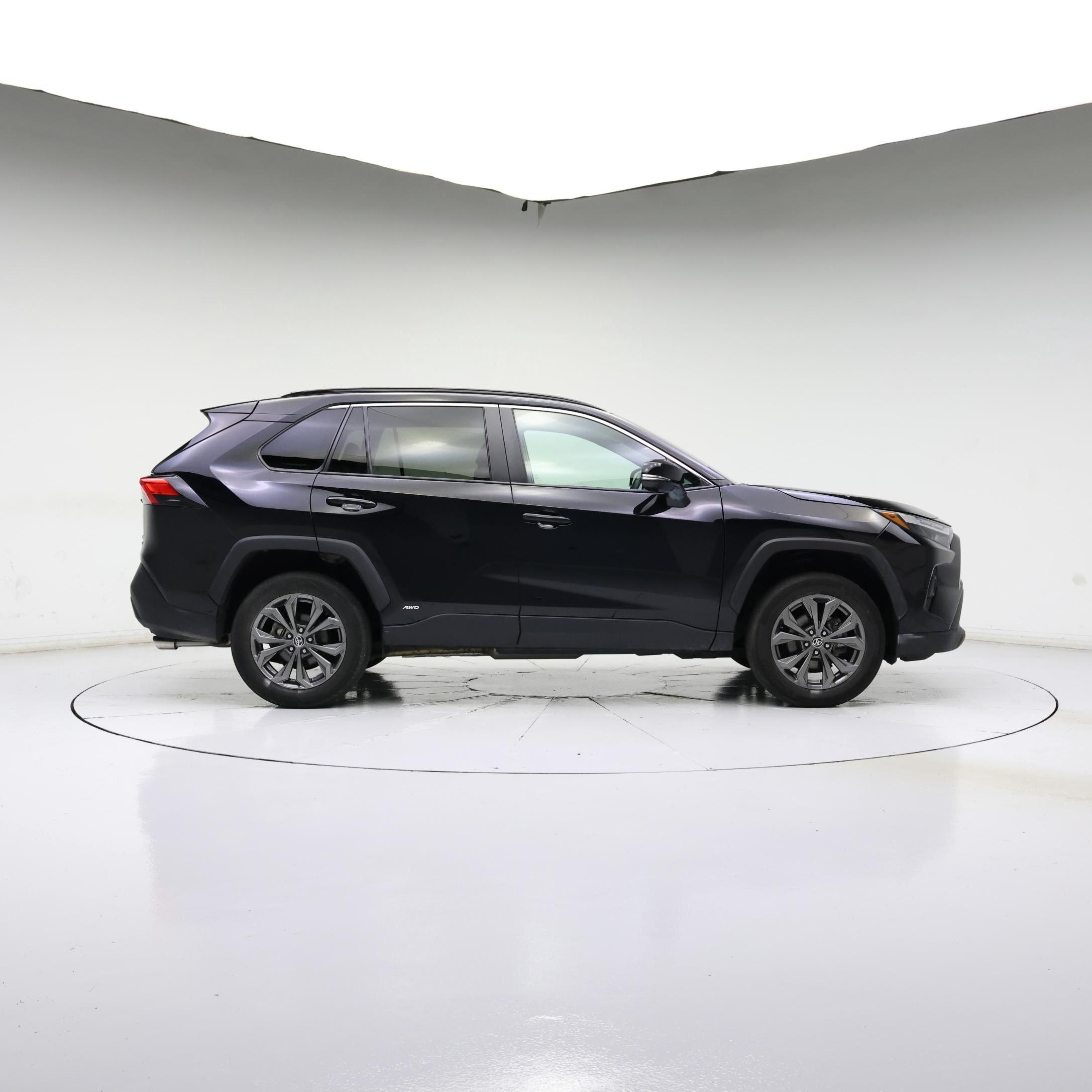 Thumbnail: 2022 Toyota RAV4 - 7