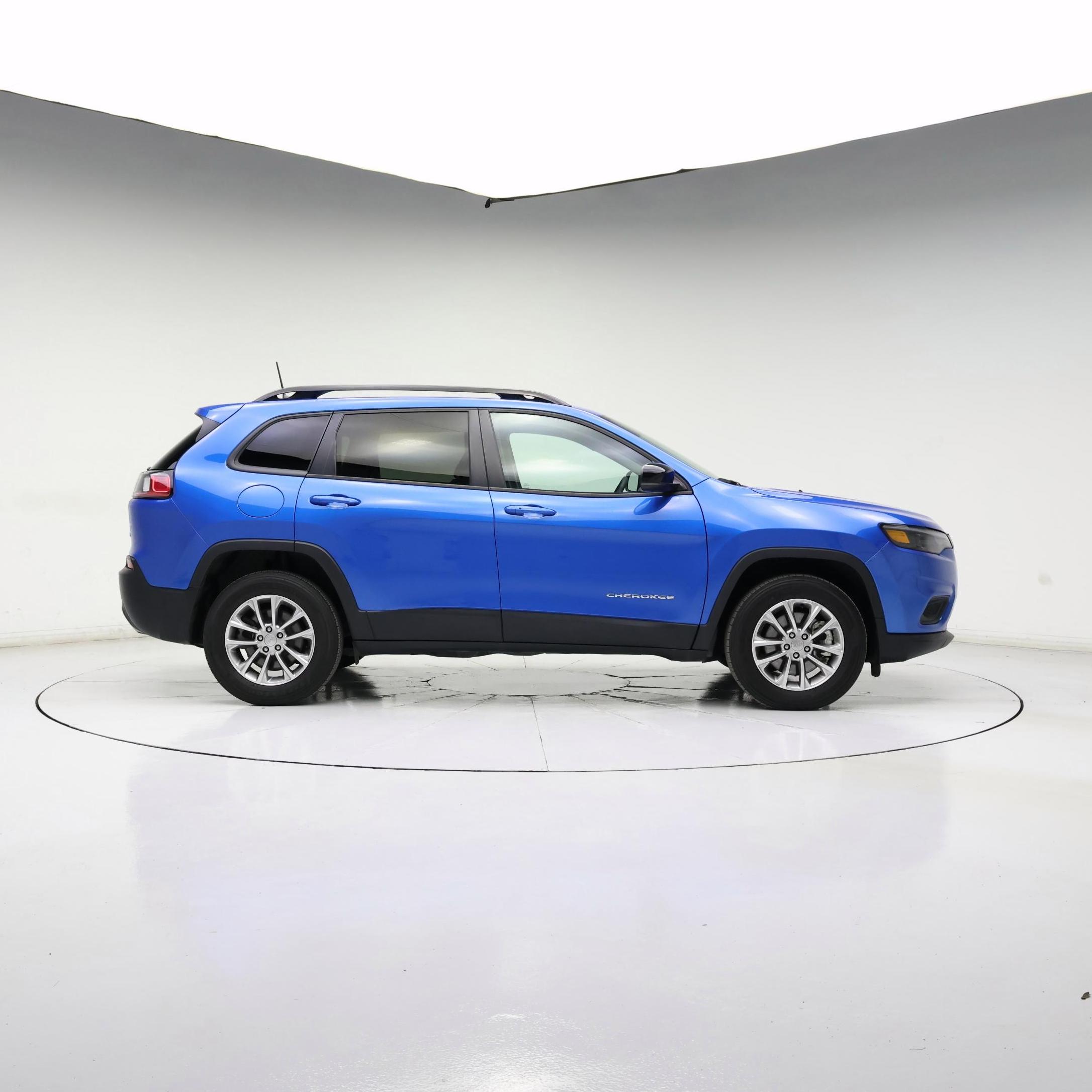 Thumbnail: 2022 Jeep Cherokee - 7