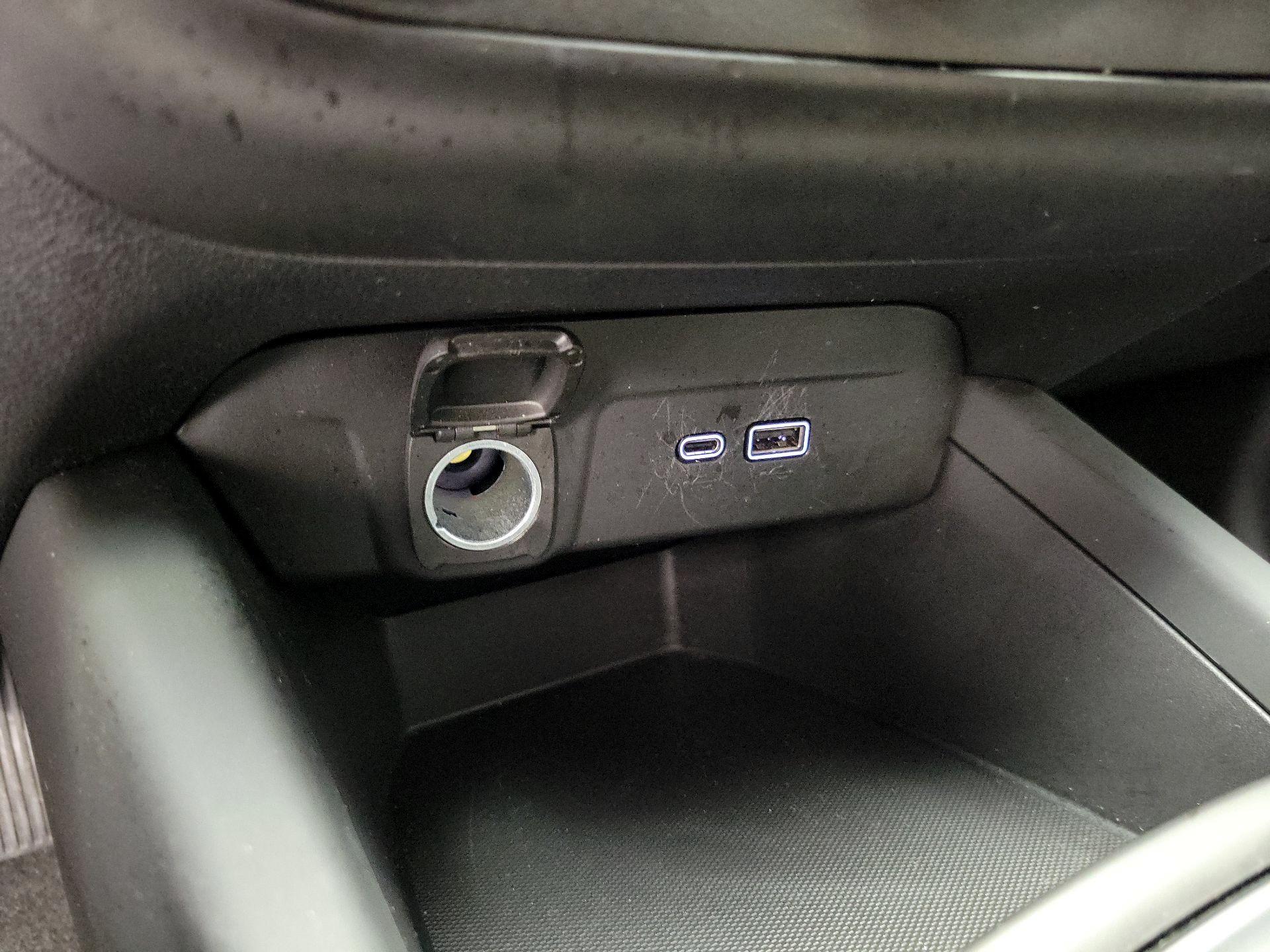 Thumbnail: 2024 Chevrolet Trax - 18