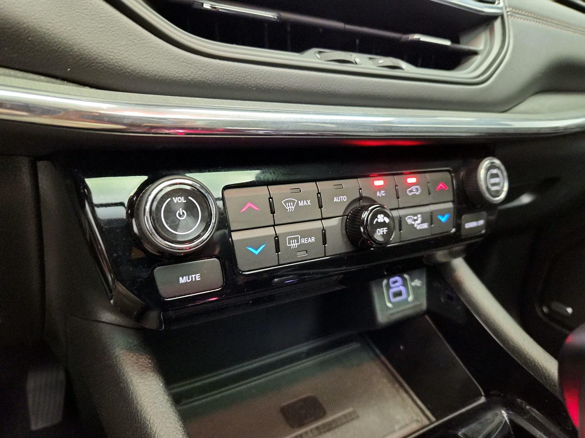 Thumbnail: 2022 Jeep Compass - 17