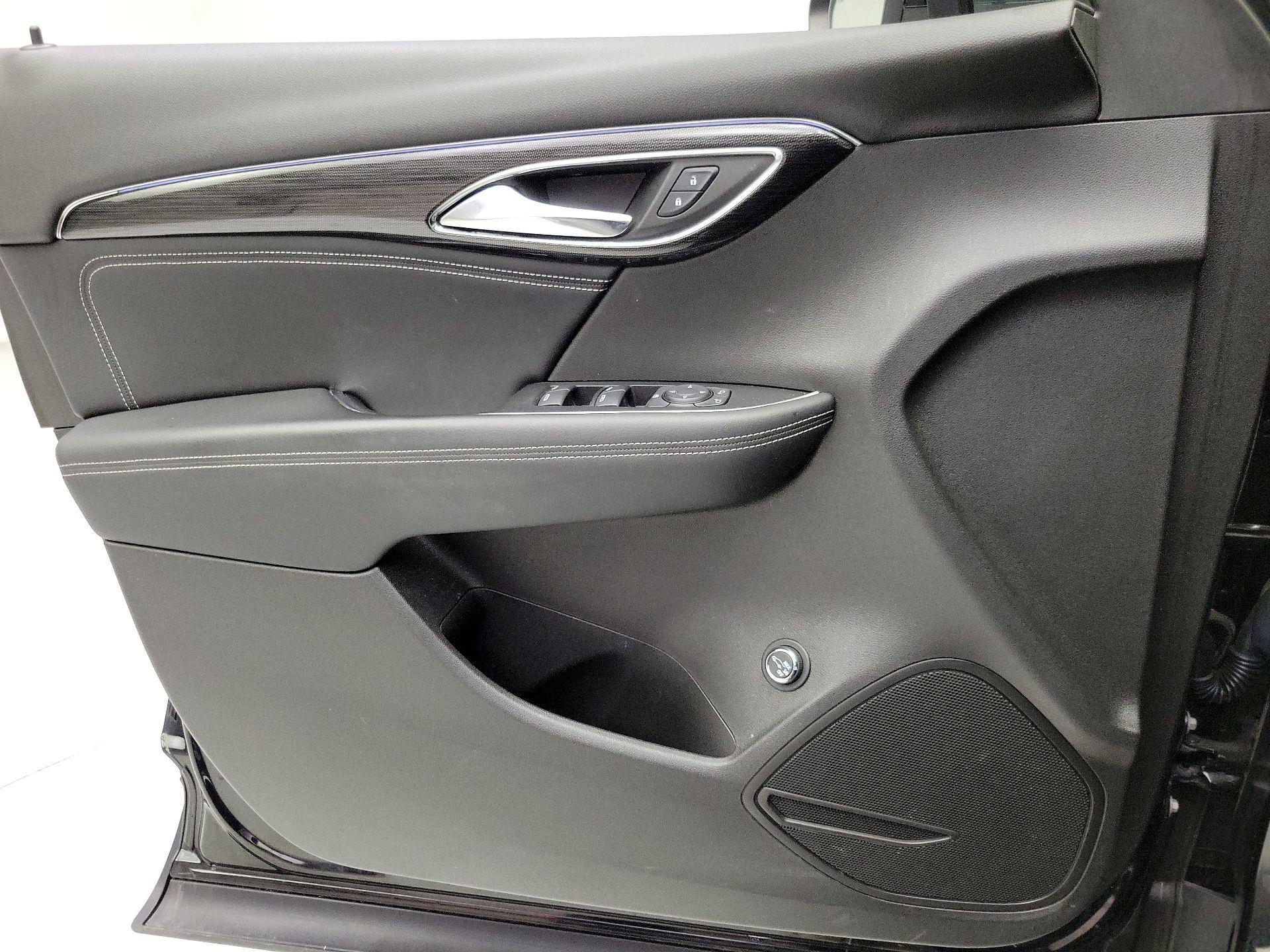 Thumbnail: 2023 Buick Envision - 12