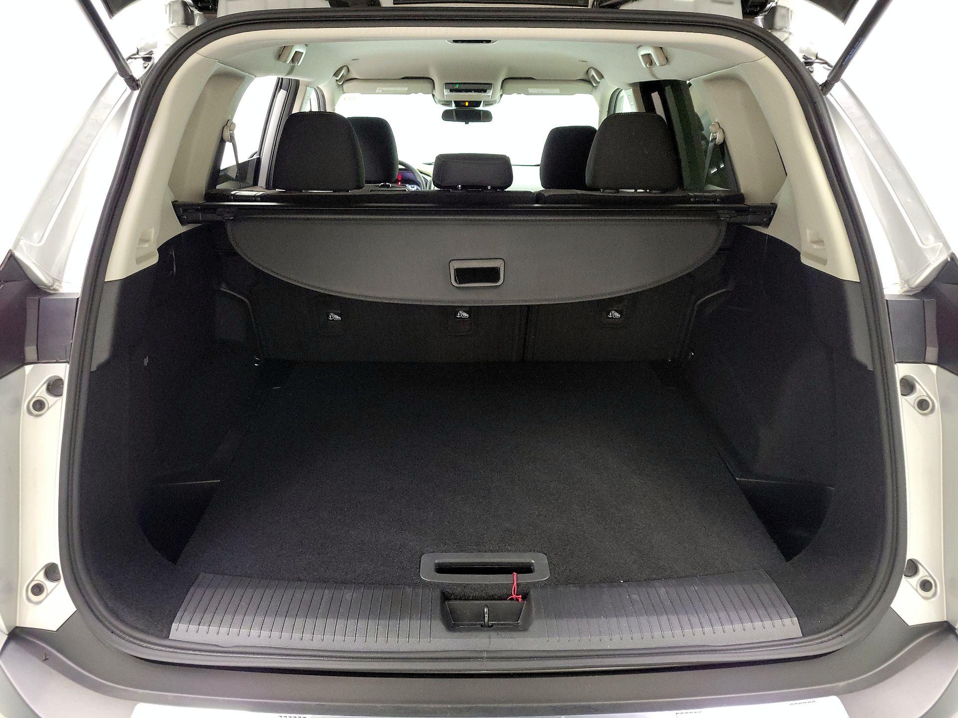 Thumbnail: 2022 Nissan Rogue - 19