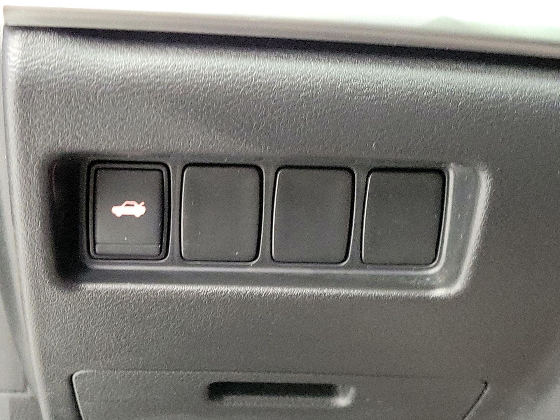 Thumbnail: 2020 Nissan Maxima - 13