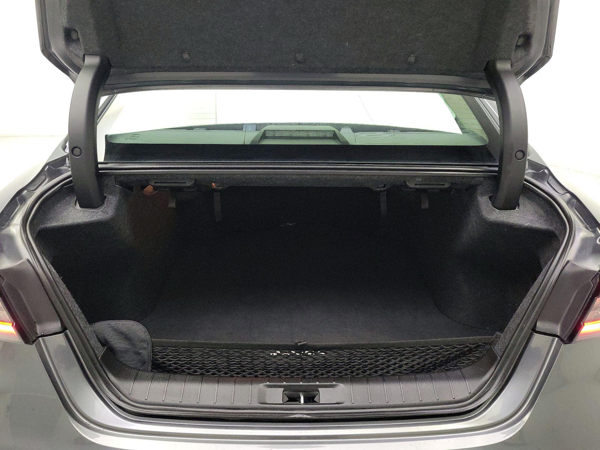 Thumbnail: 2020 Nissan Maxima - 20