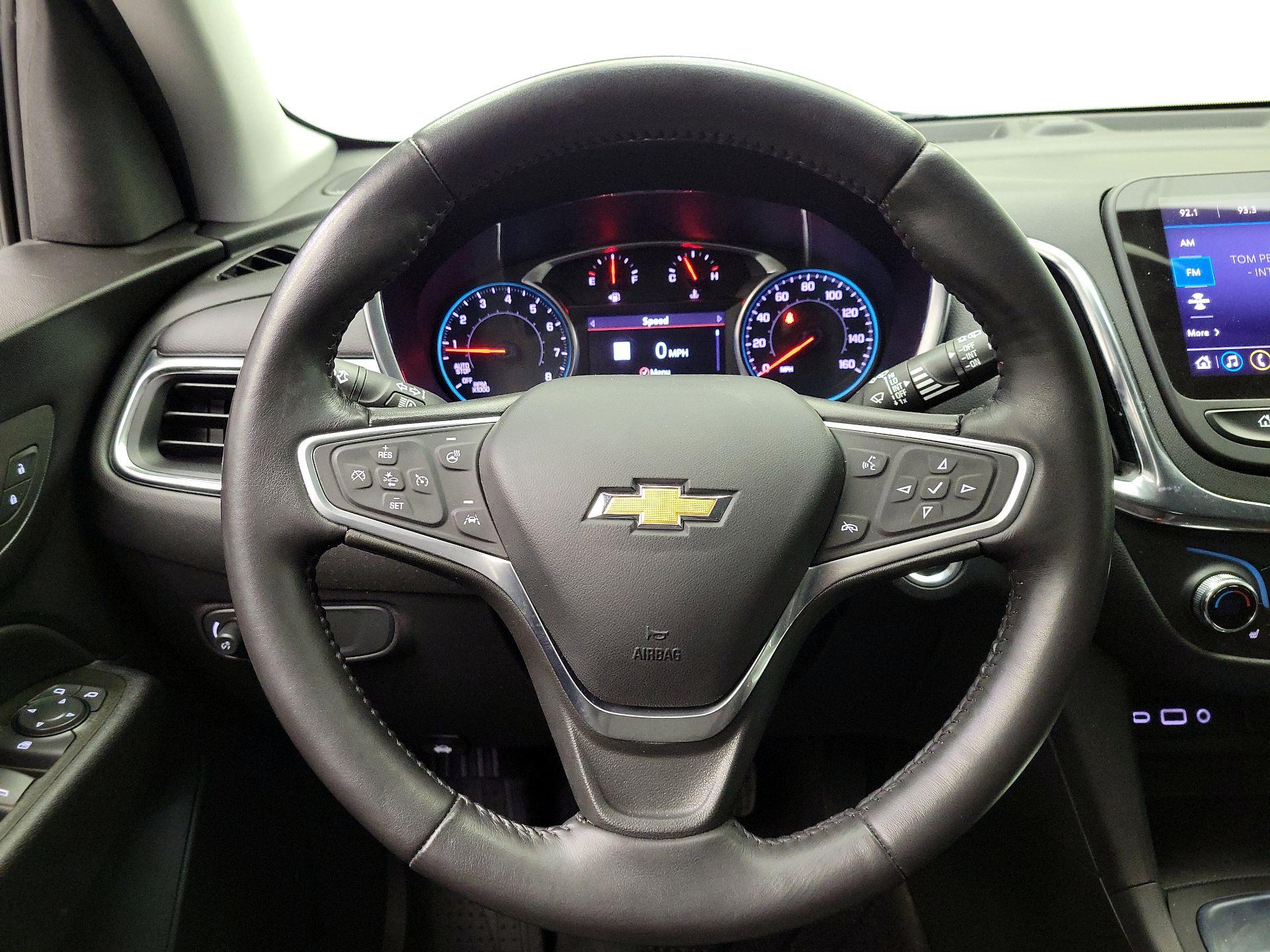 Thumbnail: 2022 Chevrolet Equinox - 10