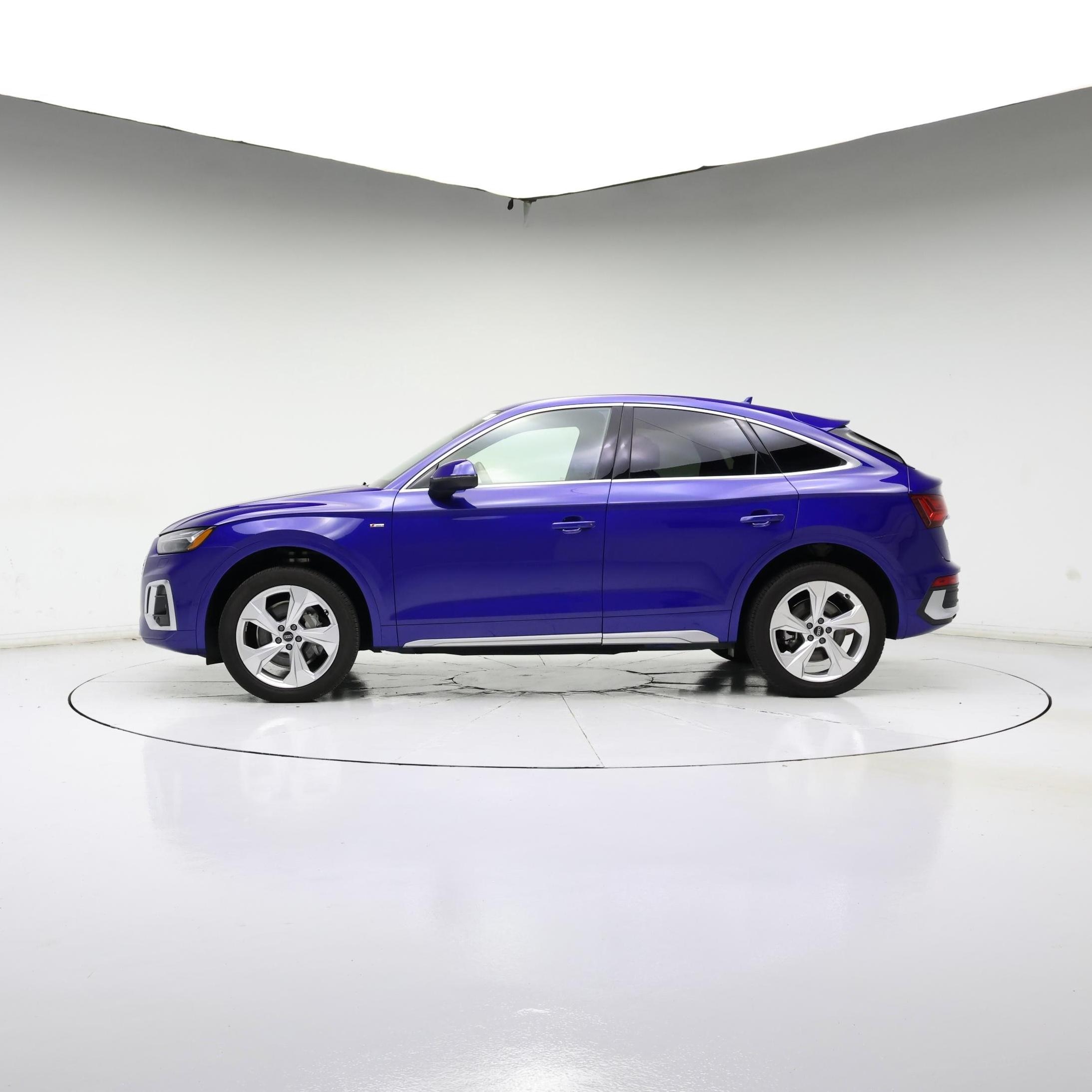 Thumbnail: 2022 Audi Q5 - 3