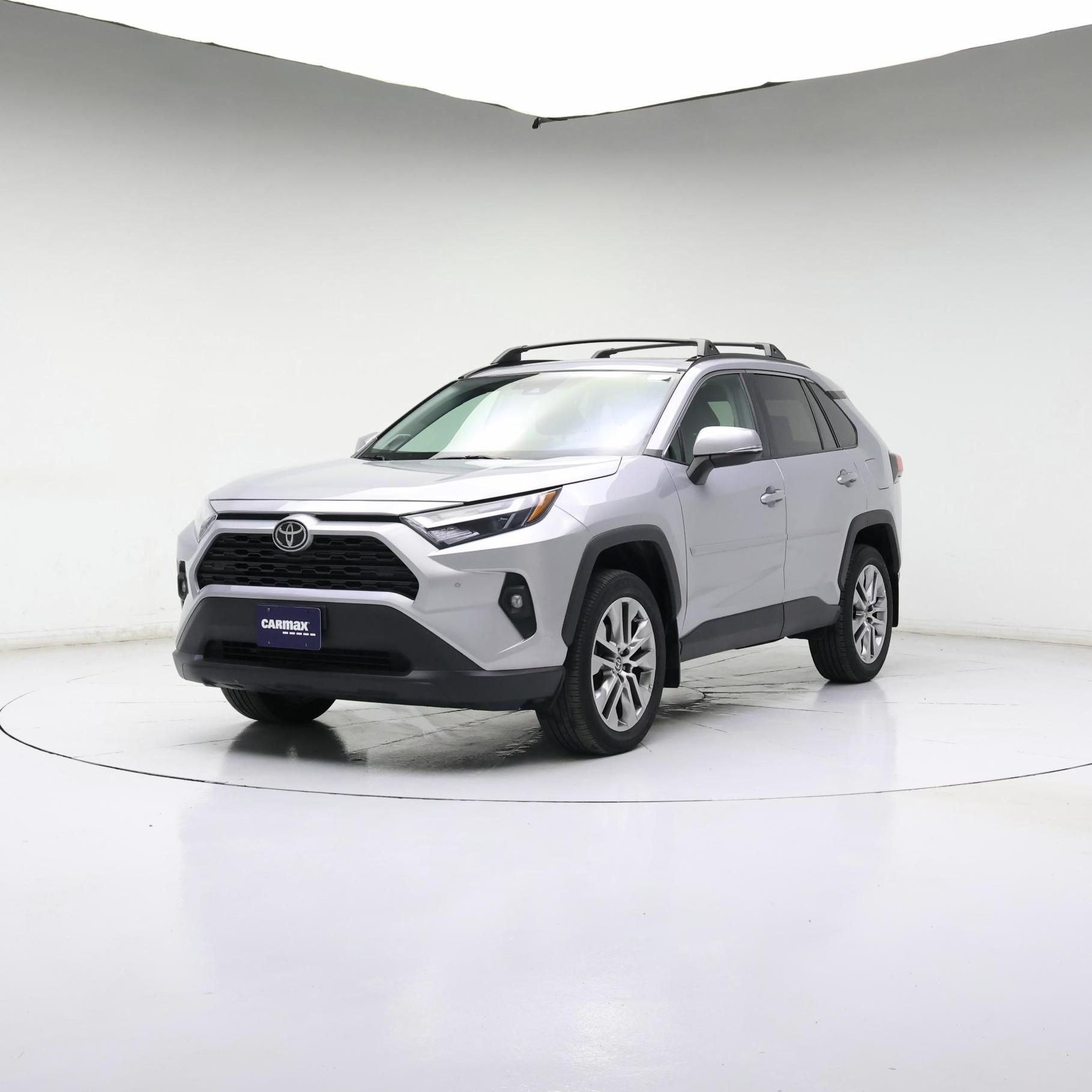 Thumbnail: 2022 Toyota RAV4 - 4
