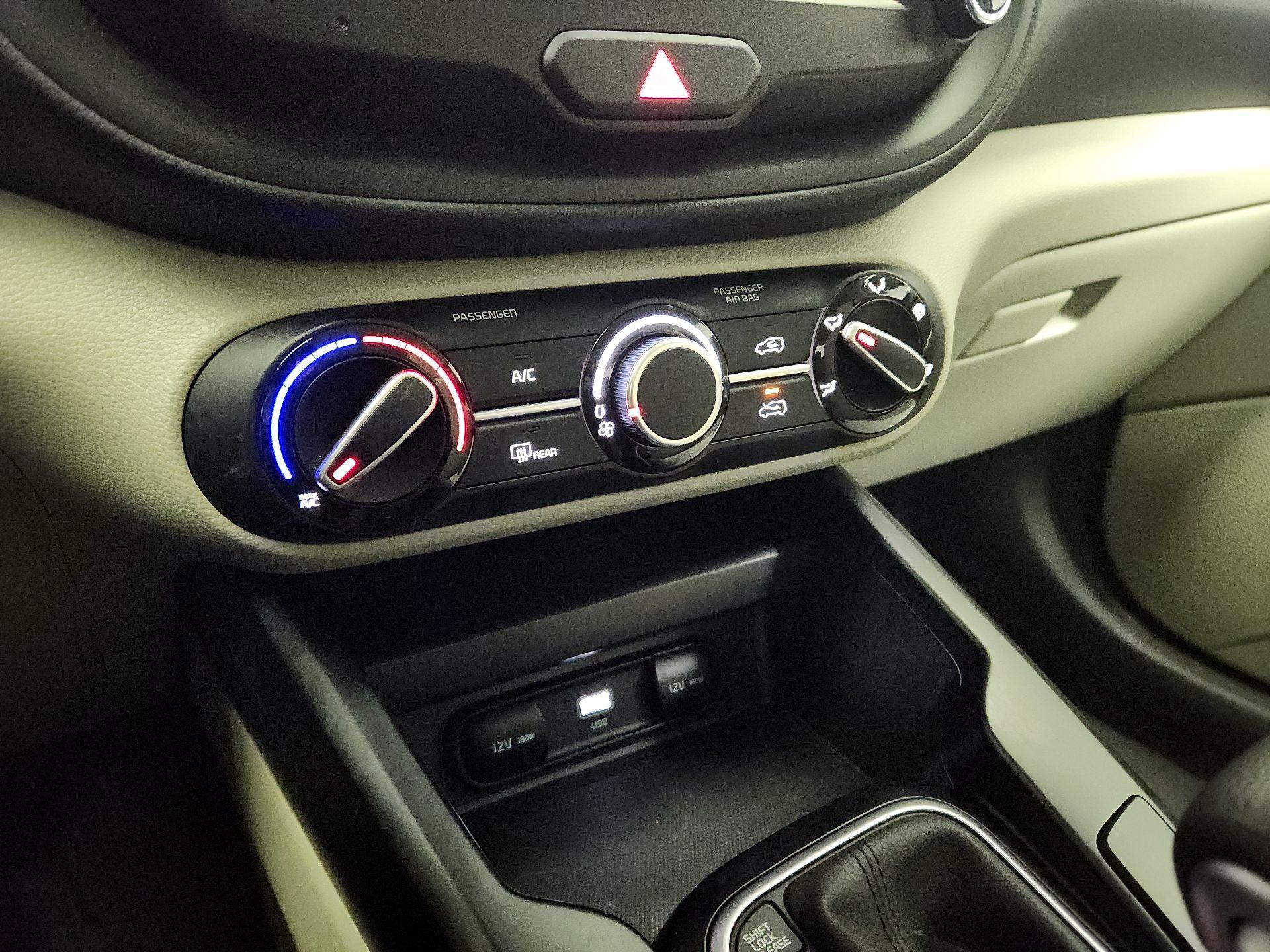 Thumbnail: 2025 Kia Soul - 16