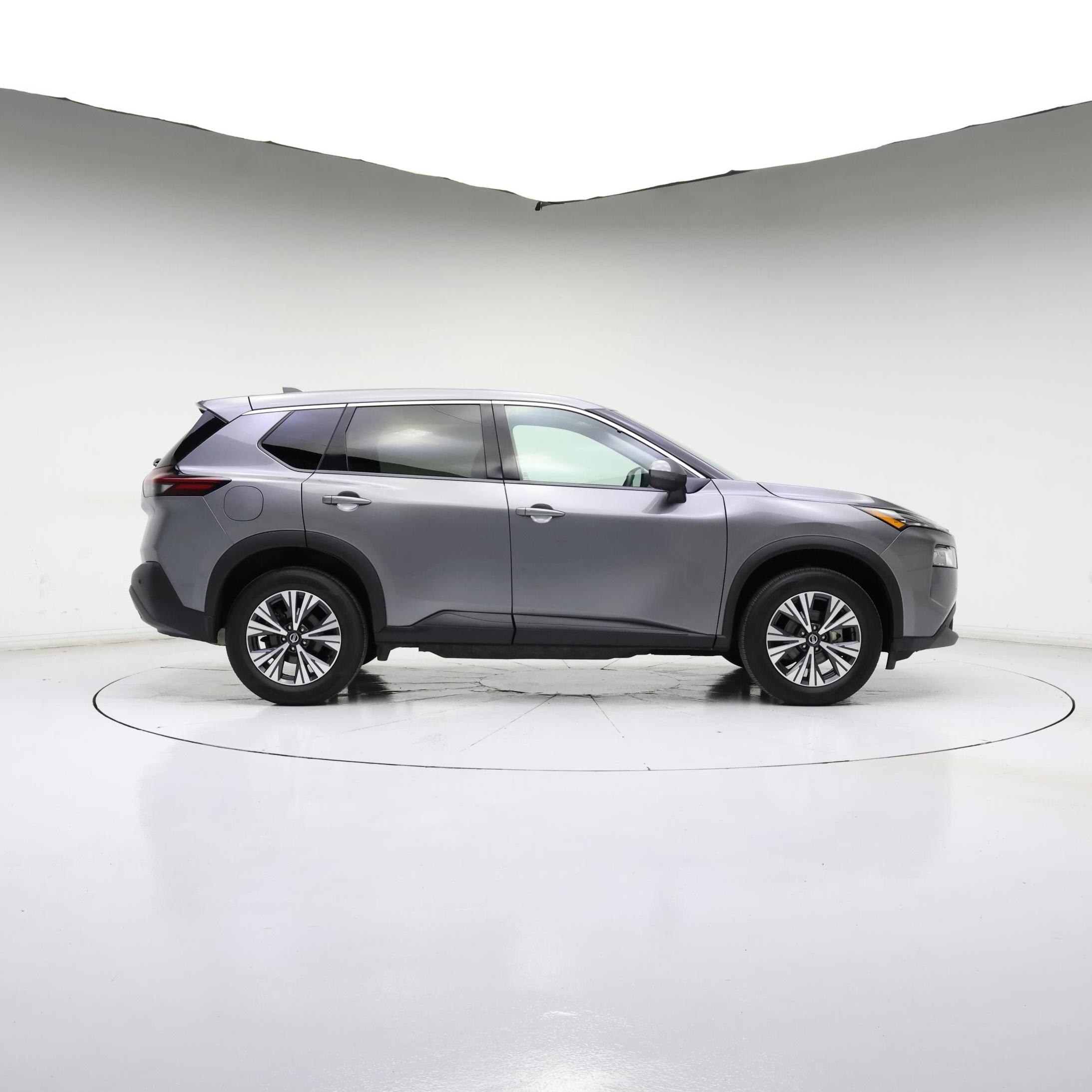 Thumbnail: 2021 Nissan Rogue - 3