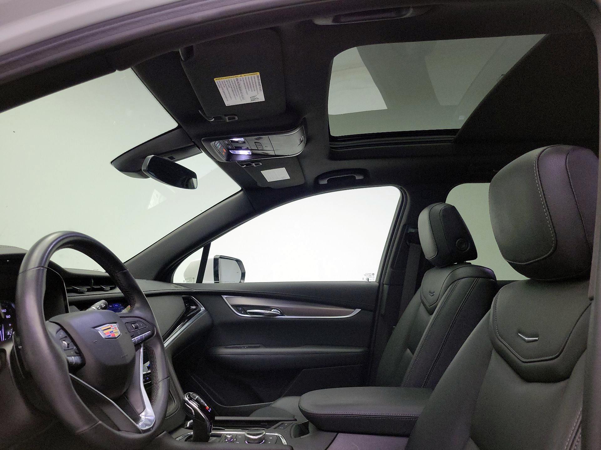 Thumbnail: 2024 Cadillac XT6 - 19