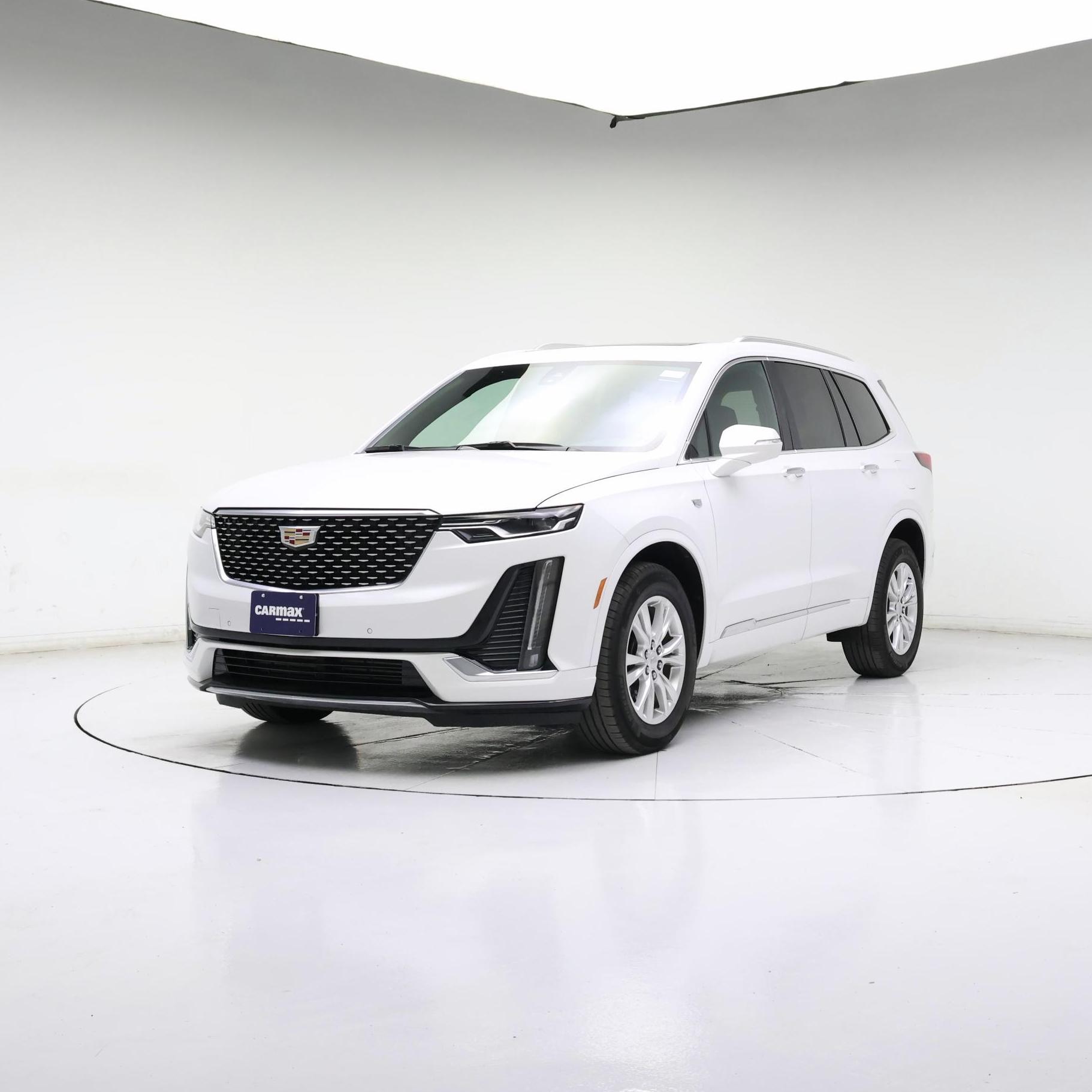 Thumbnail: 2024 Cadillac XT6 - 4