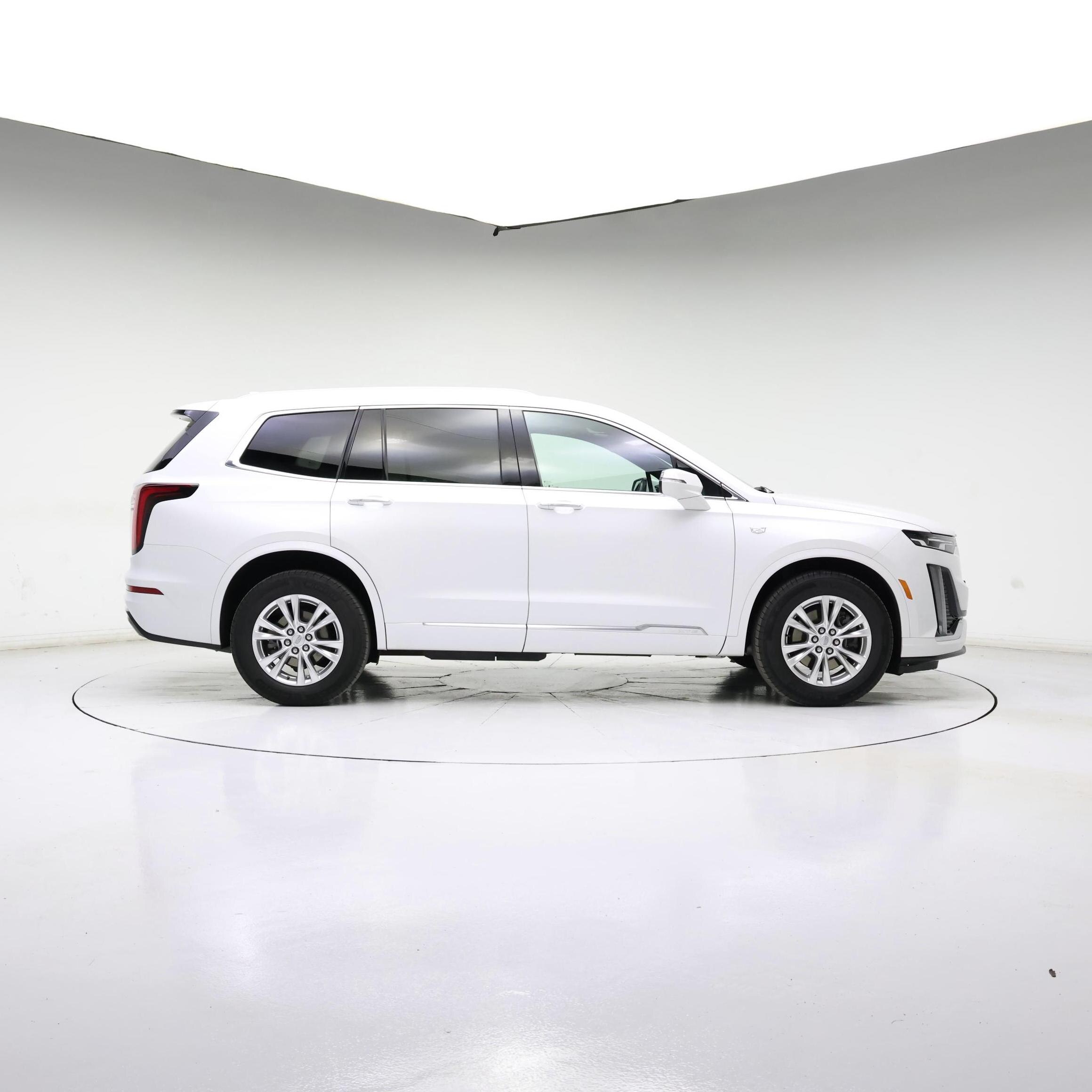 Thumbnail: 2024 Cadillac XT6 - 7