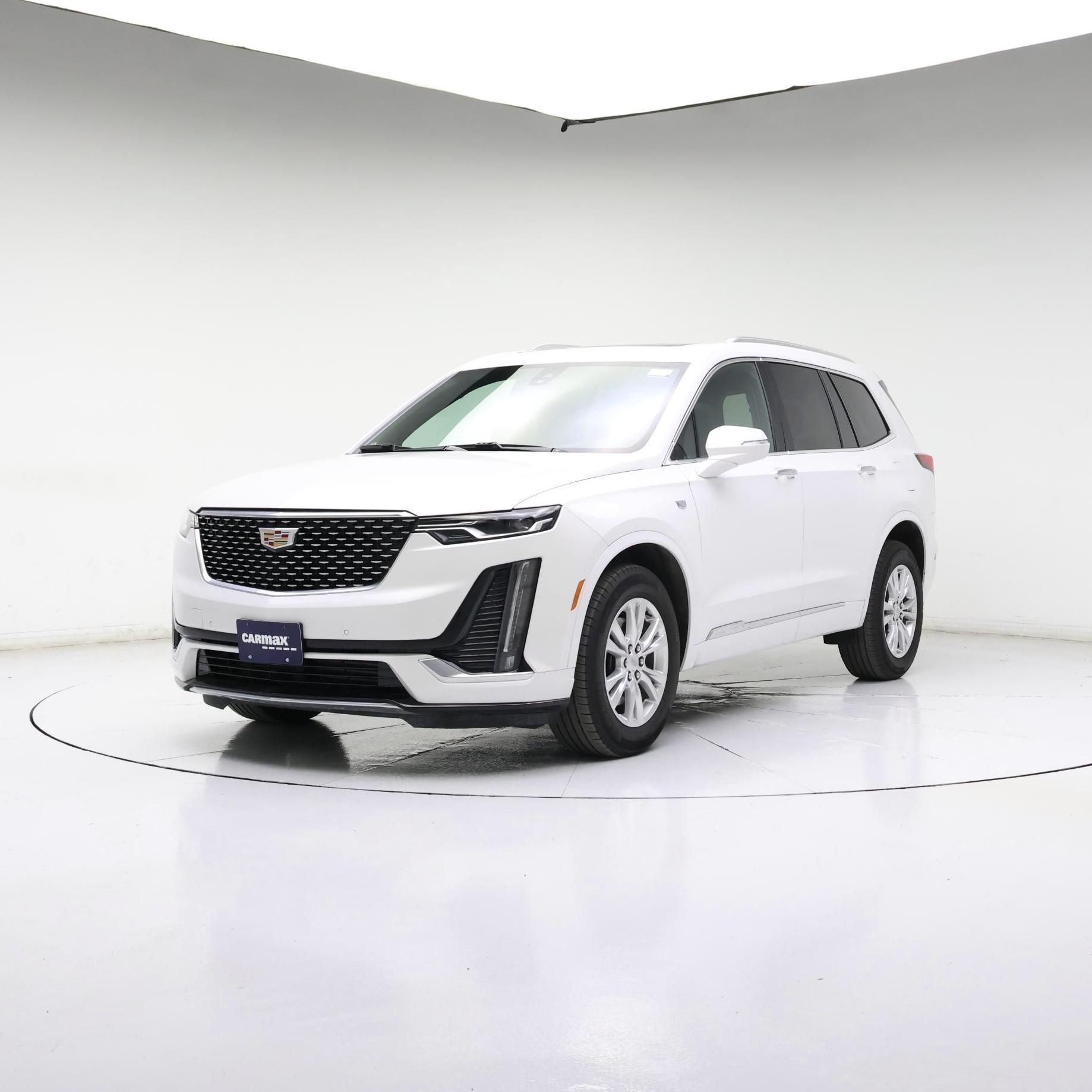 Thumbnail: 2024 Cadillac XT6 - 4
