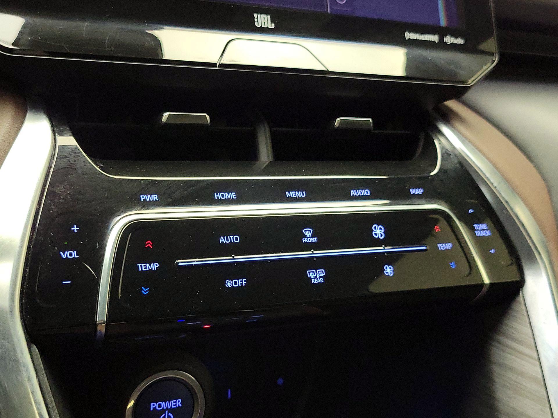 Thumbnail: 2021 Toyota Venza - 17