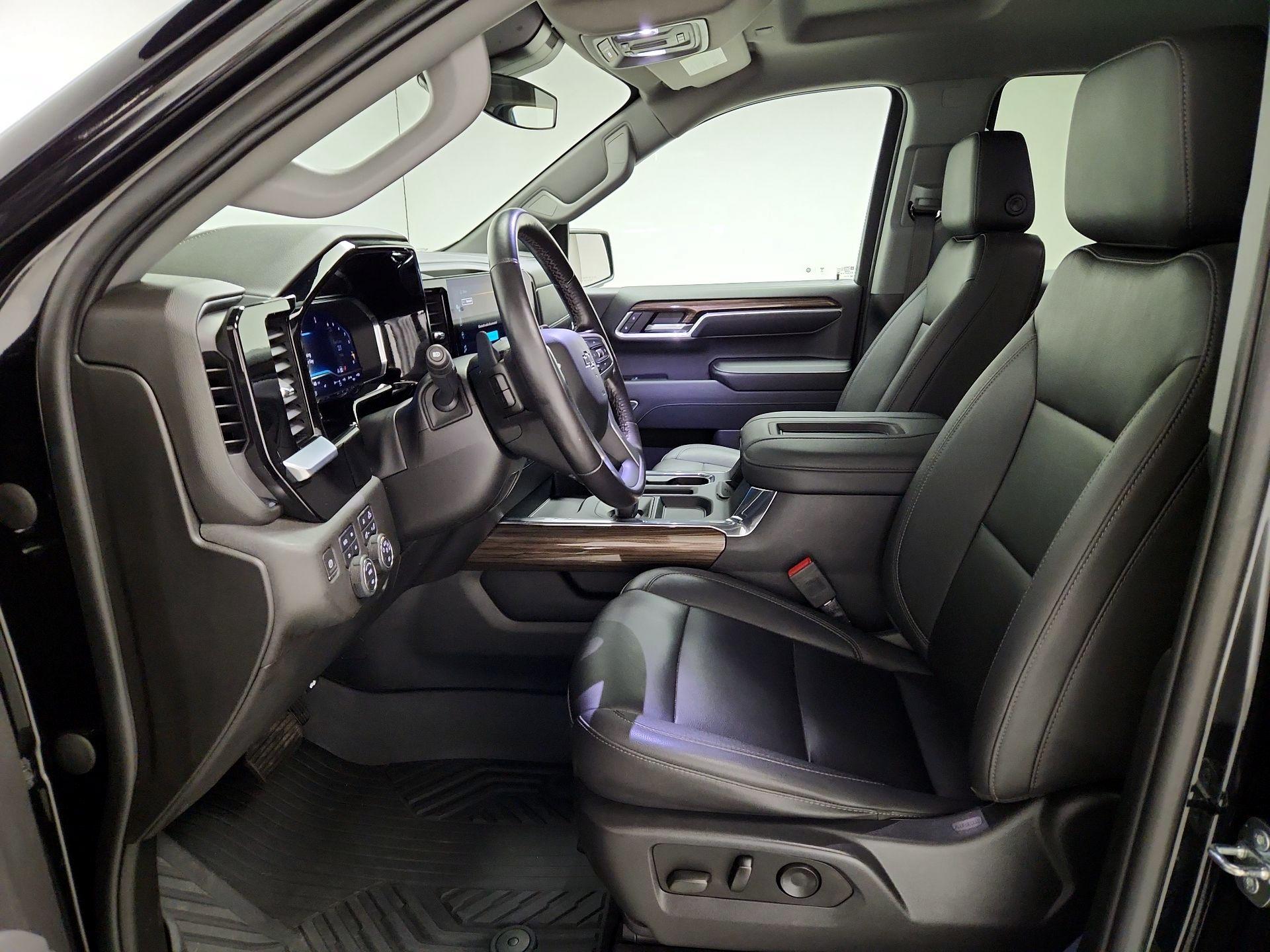 Thumbnail: 2022 Chevrolet Silverado 1500 - 11