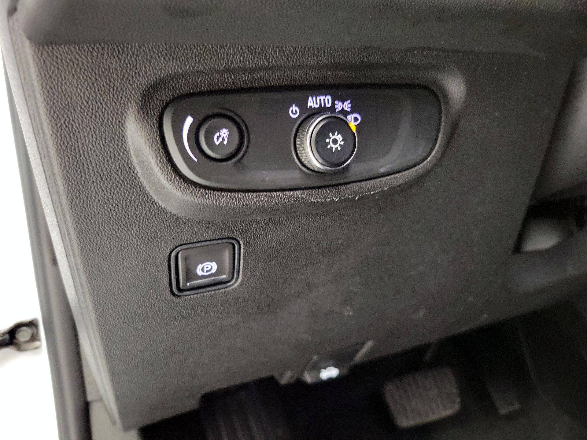 Thumbnail: 2023 GMC Terrain - 13