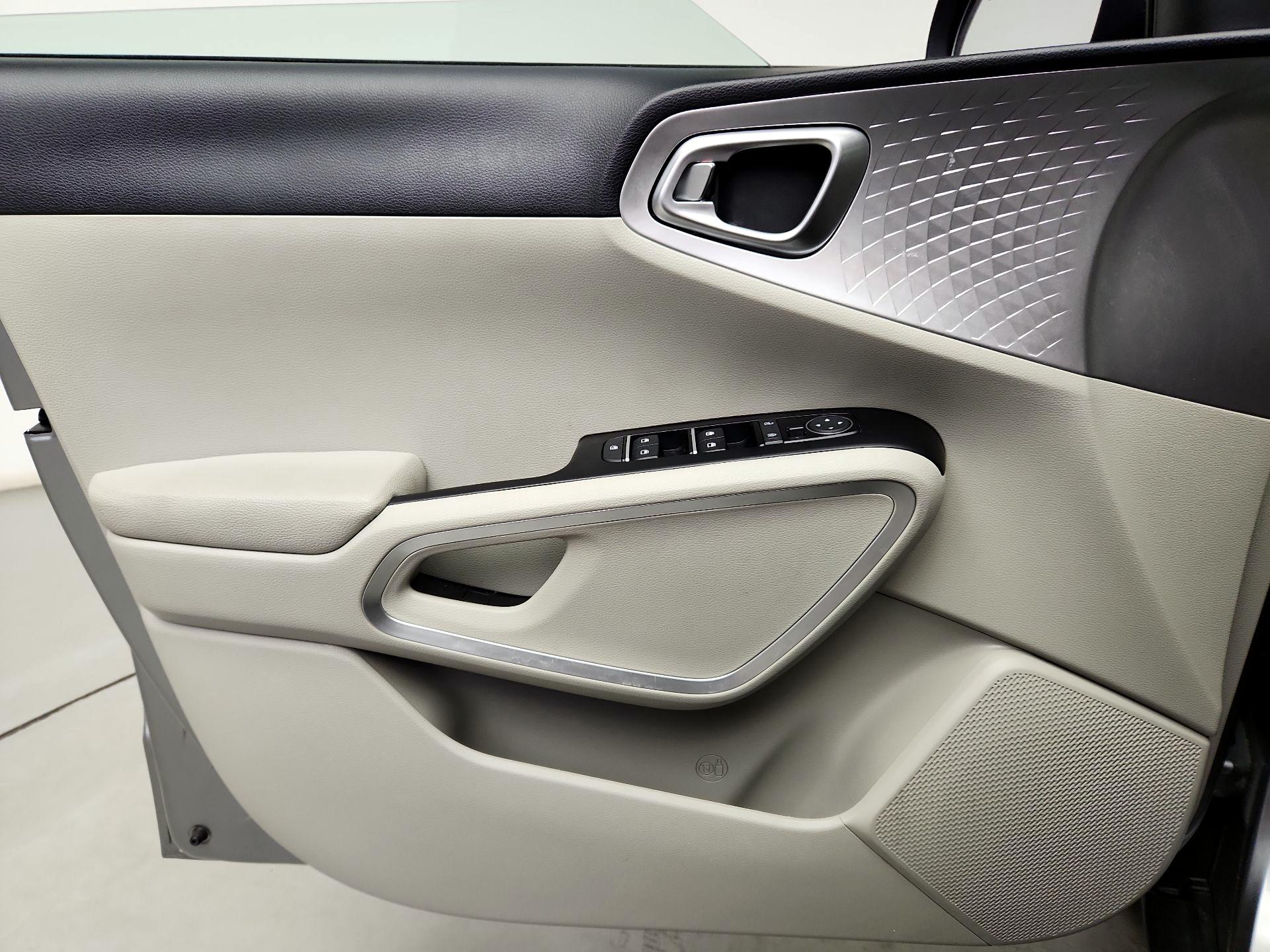 Thumbnail: 2025 Kia Soul - 12