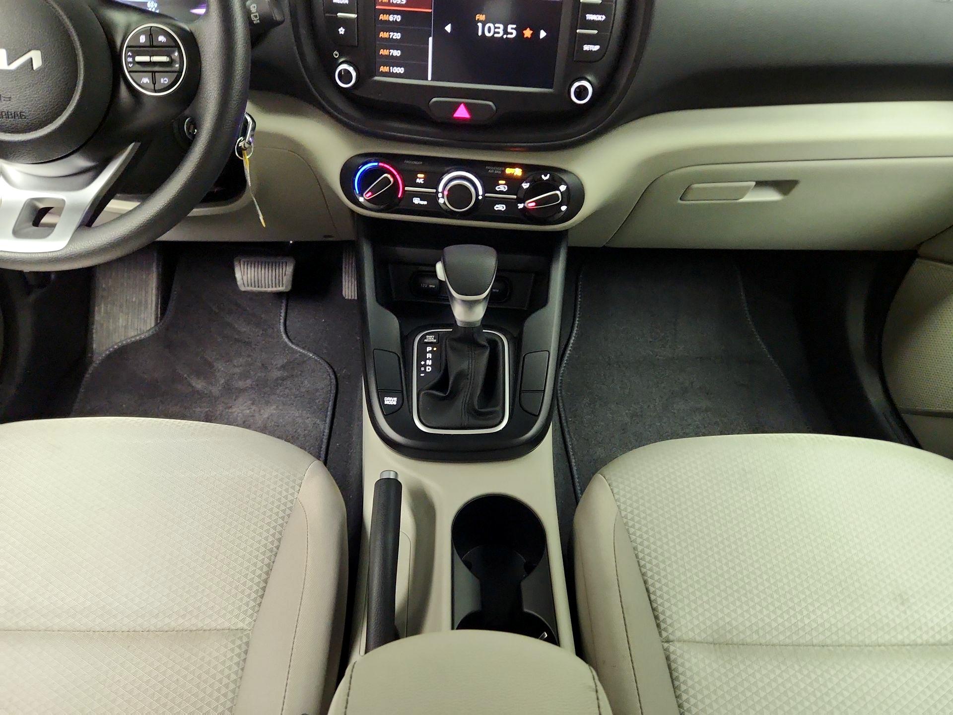 Thumbnail: 2025 Kia Soul - 17