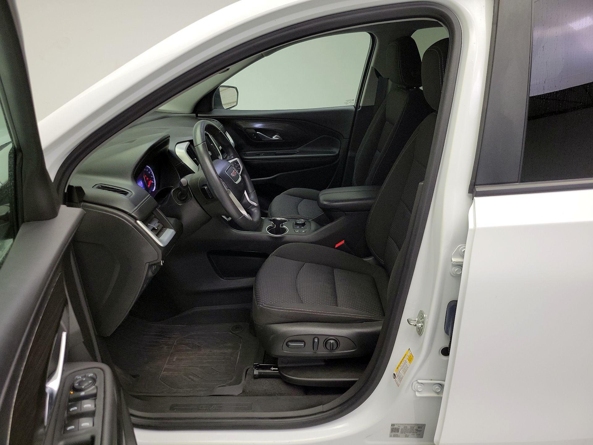 Thumbnail: 2022 GMC Terrain - 11