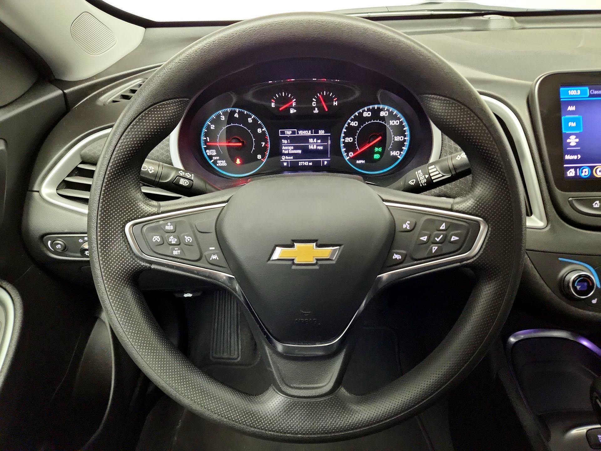 Thumbnail: 2024 Chevrolet Malibu - 10